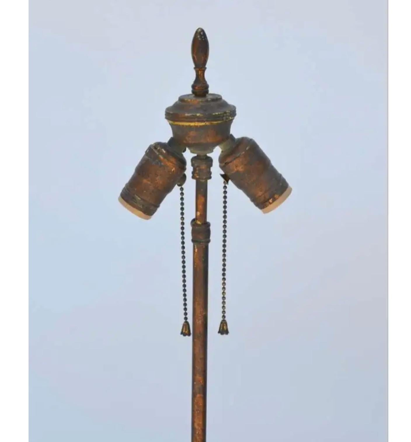 Large Gilt Tole Neoclassical Lamp with Custom Shade For Sale 3