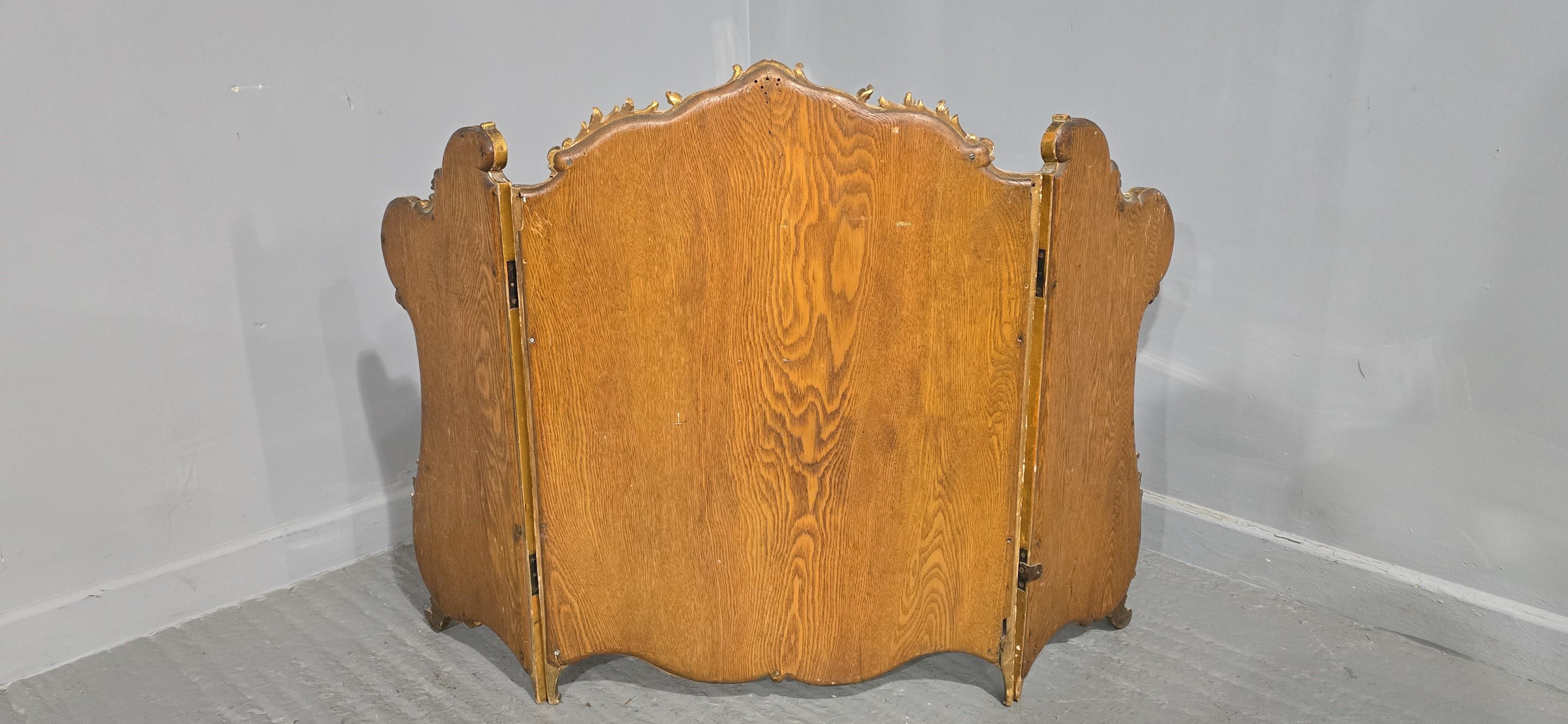 Large Gilt Triptych Dressing Table Mirror Madera dorada en venta