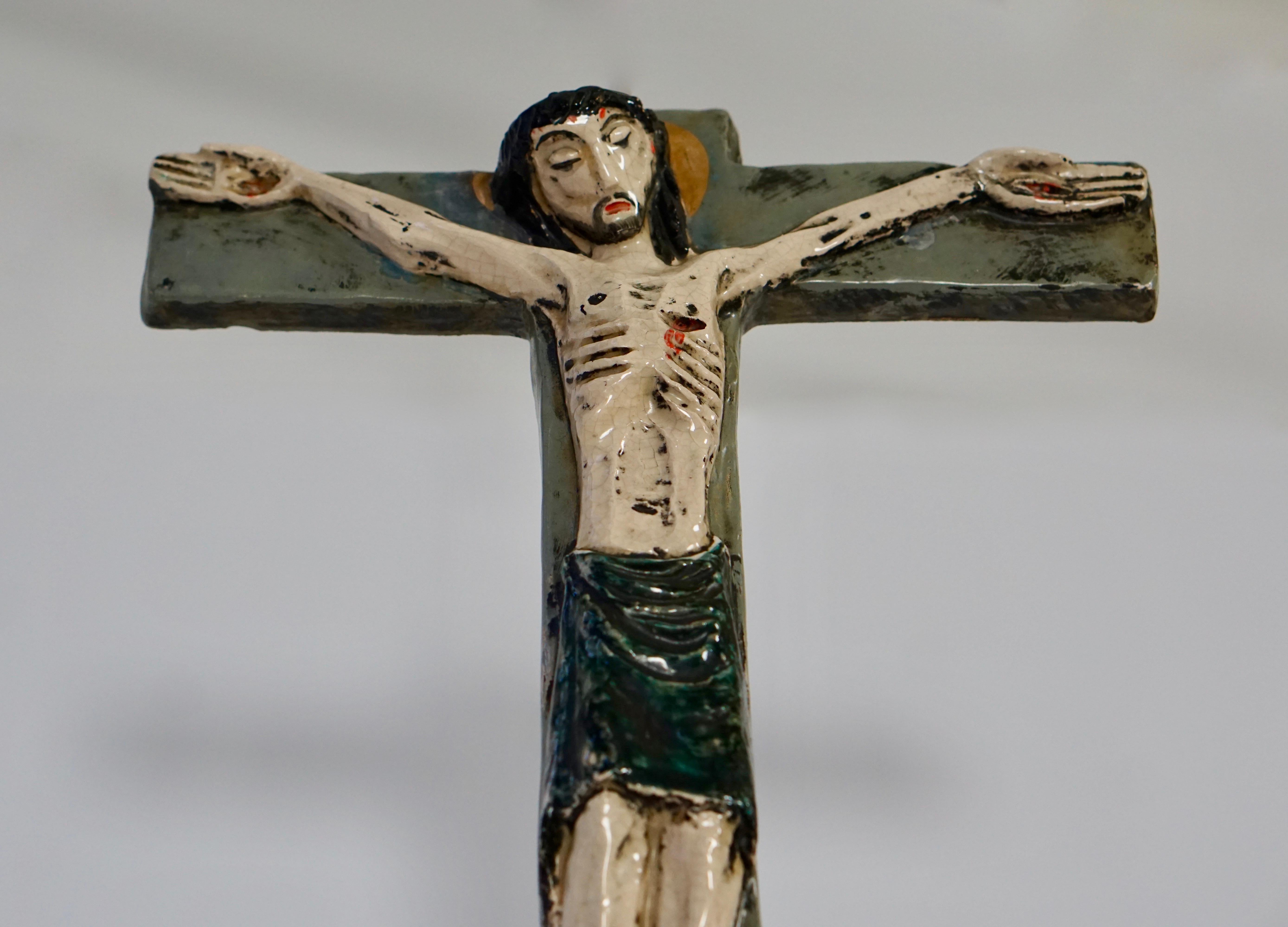 Grand crucifix mural doré, céramique émaillée, fait à la main, Belgique 3