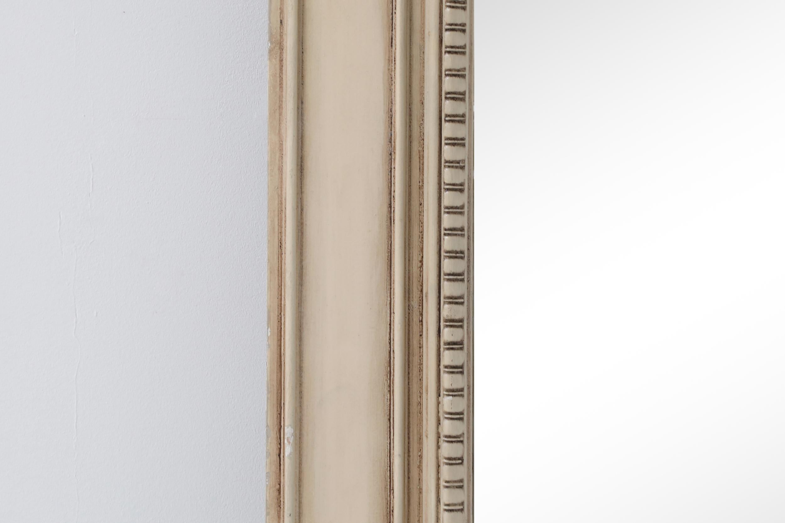 Mid-Century moderno Grande specchio da terra a tutta lunghezza con cornice in legno dorato, metà del secolo scorso, anni '50 in vendita