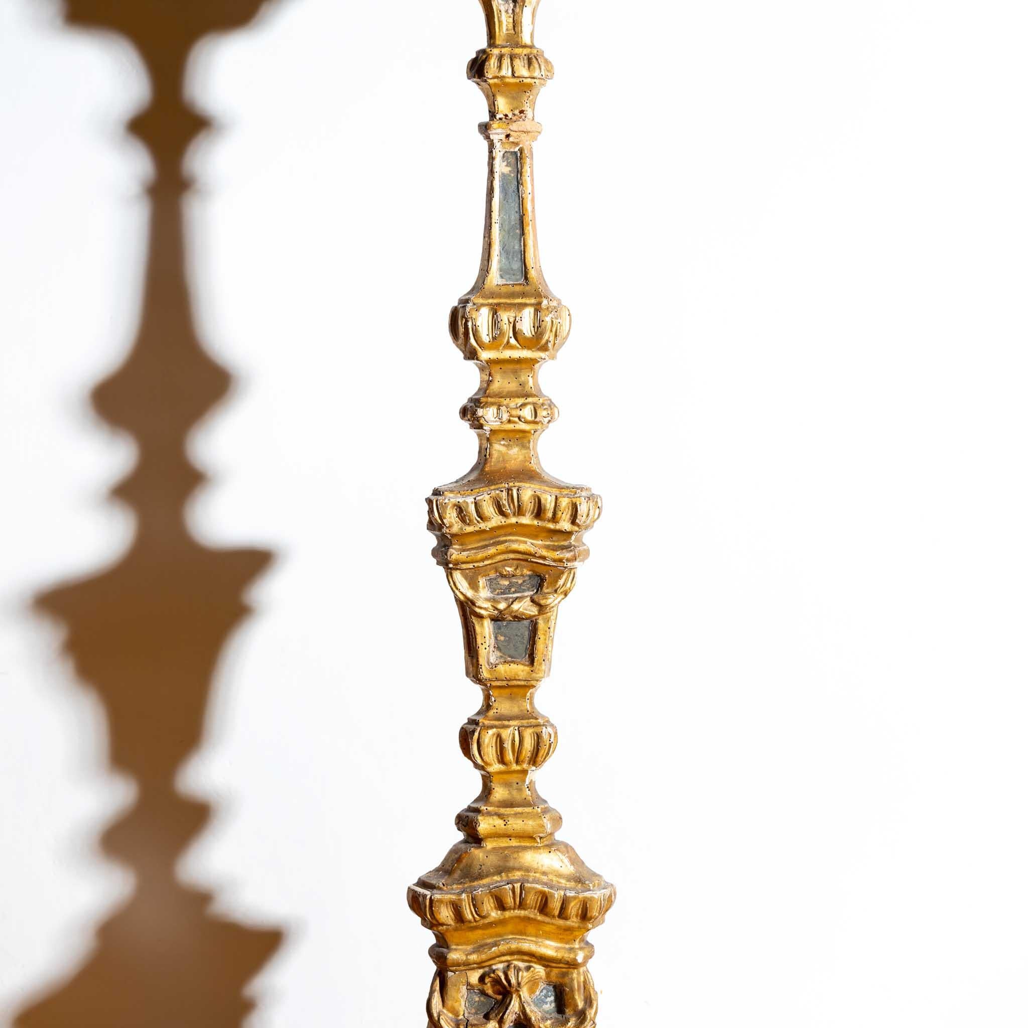 Large Giltwood Baroque Altar Candlestick, Italy, 18th Century In Fair Condition For Sale In Greding, DE