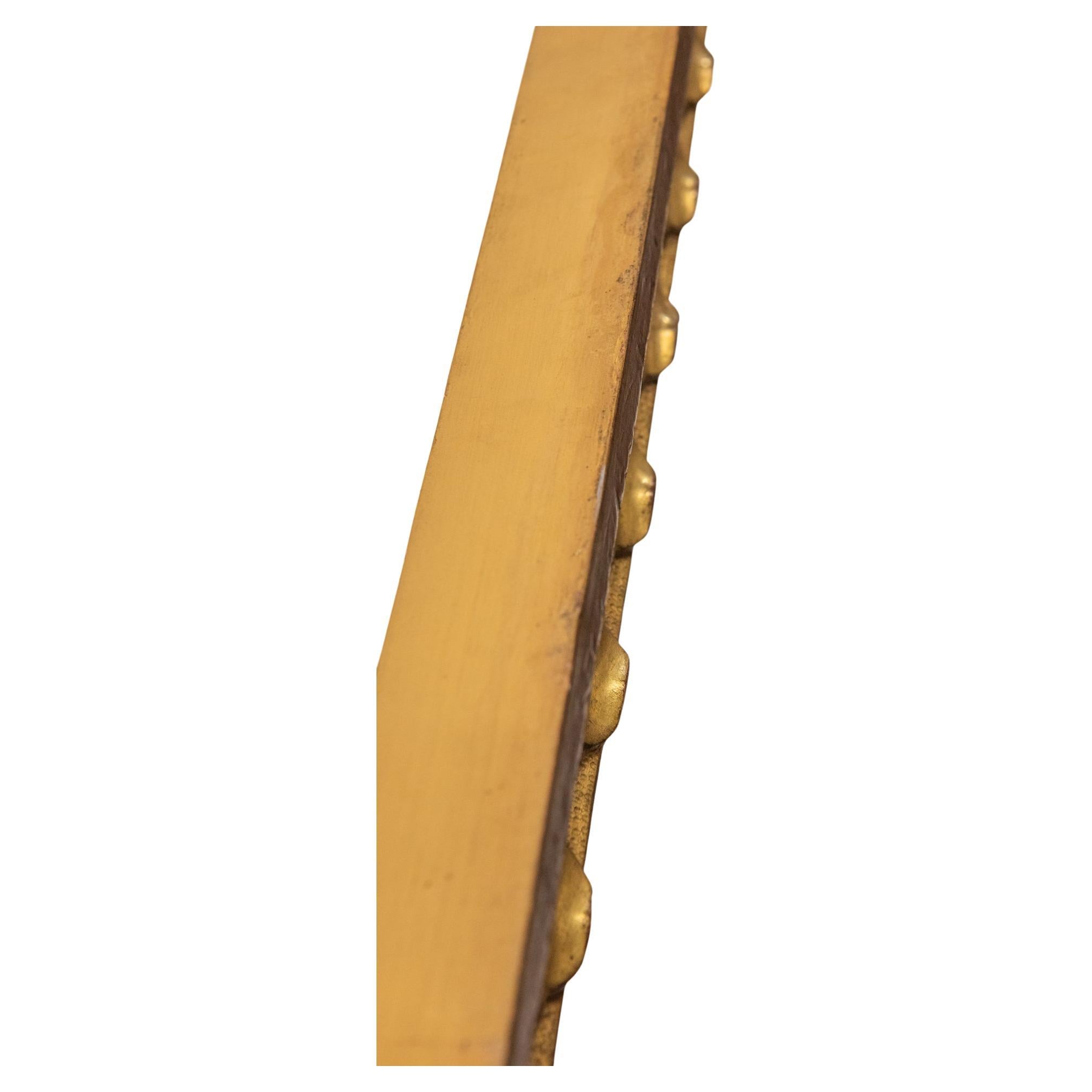 Marco grande de madera dorada siglo XIX en venta