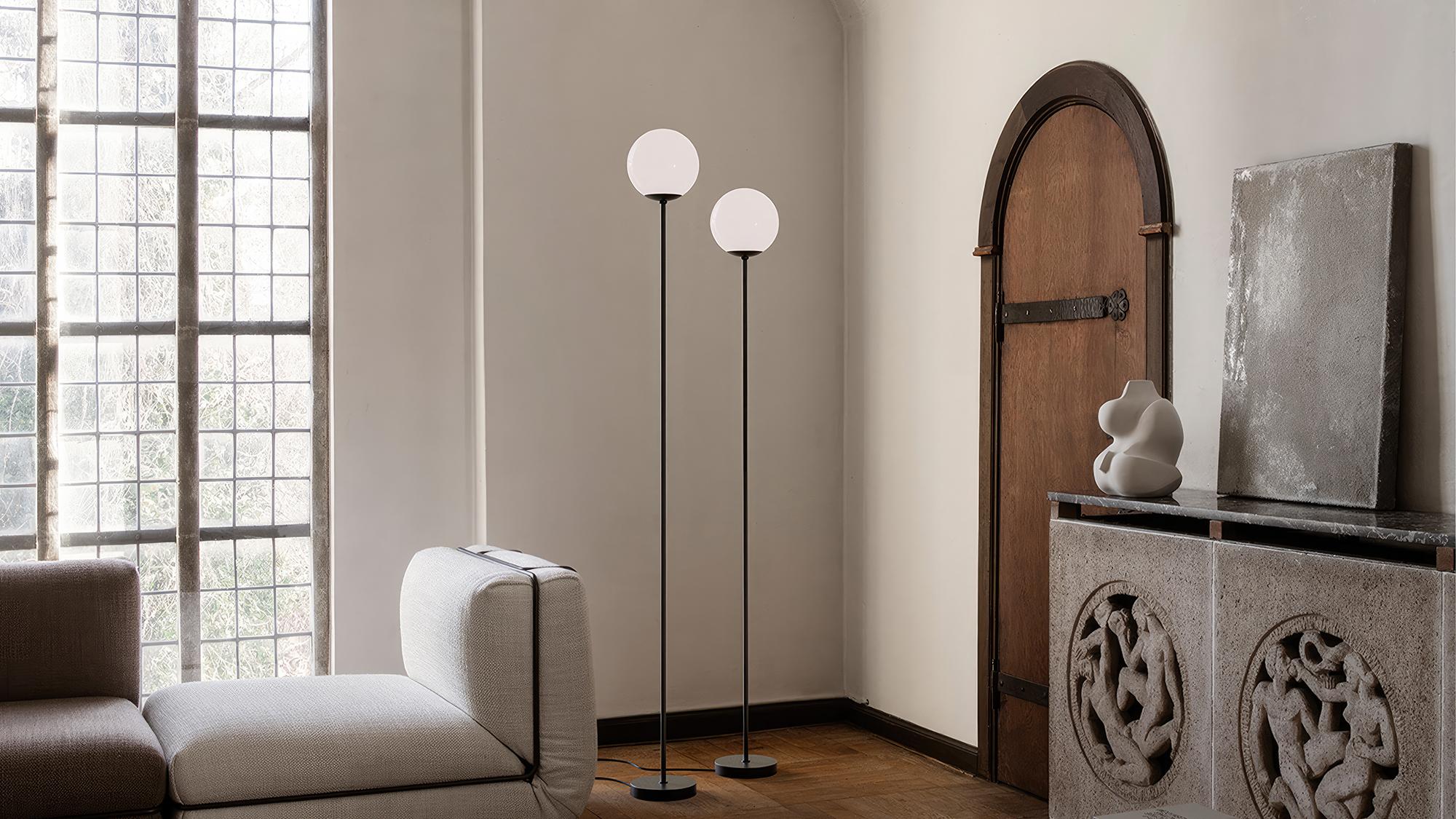 Italian Large Gino Sarfatti Model 1081 Floor Lamp for Astep For Sale