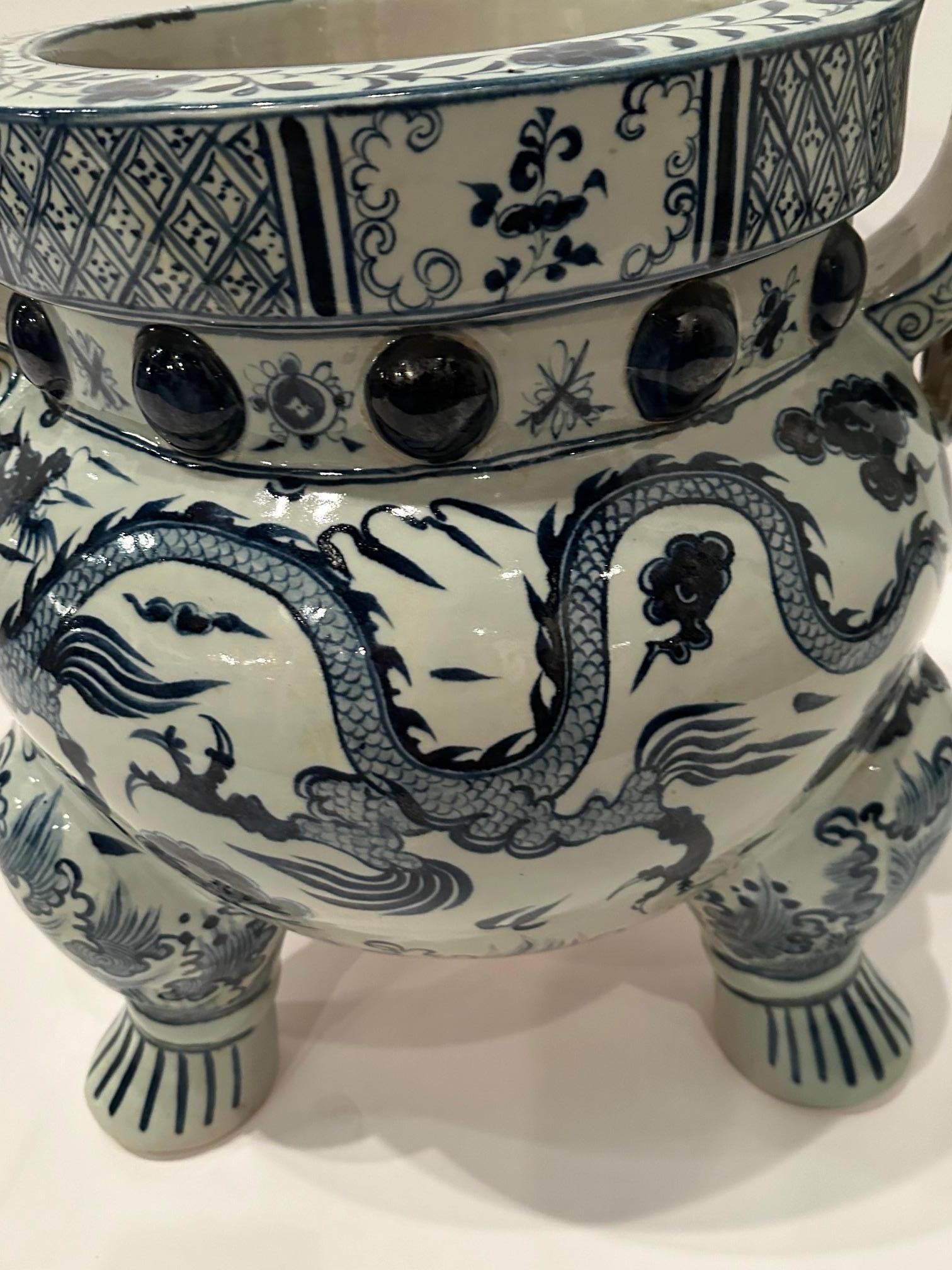 Large Glamorous Blue & White Chinoiserie Planter Urn 4