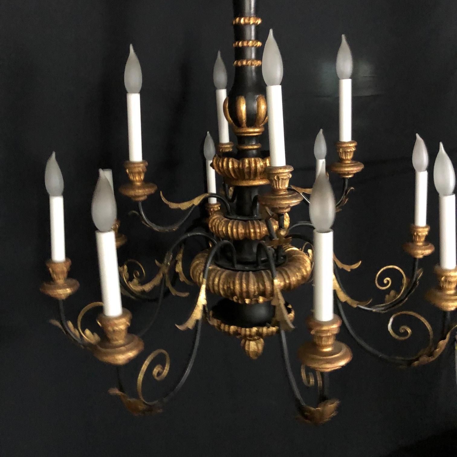 Large Glamorous Regency Style Italian Twelve Arm Black and Gold Chandelier In Good Condition In Hopewell, NJ