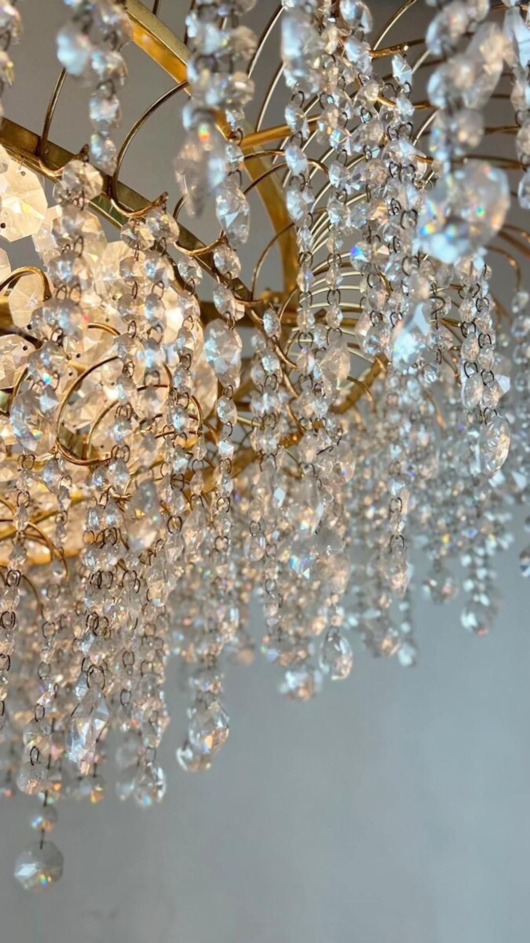 Grande lampadario in vetro e ottone - 19 luci in vendita 3