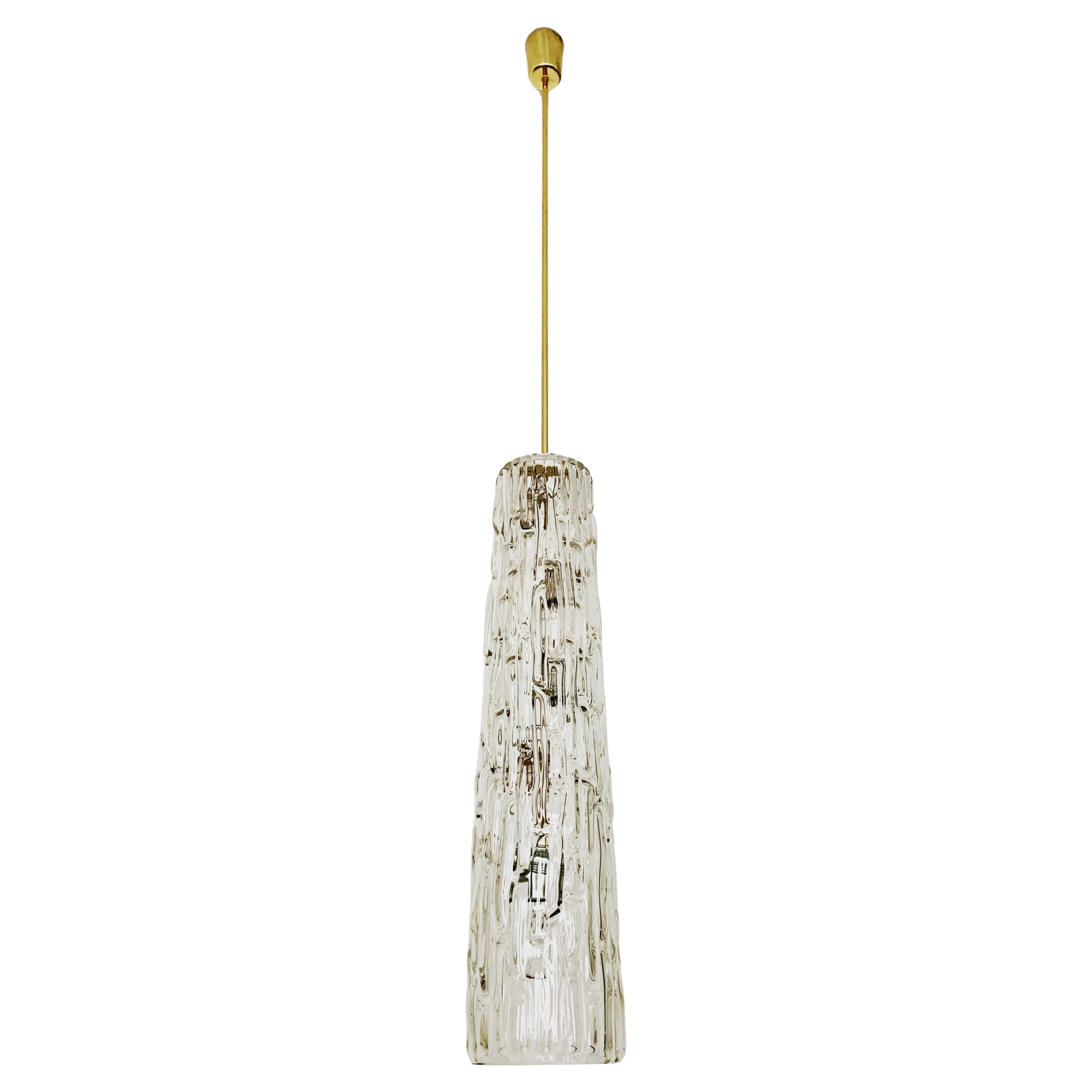 Lámpara colgante grande de cristal de J.T. Kalmar en venta