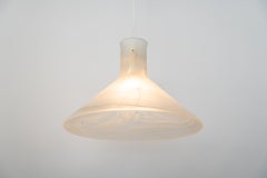 1 di 2 Grandi lampade a sospensione in vetro di Peill & Putzler, Germania, anni '70