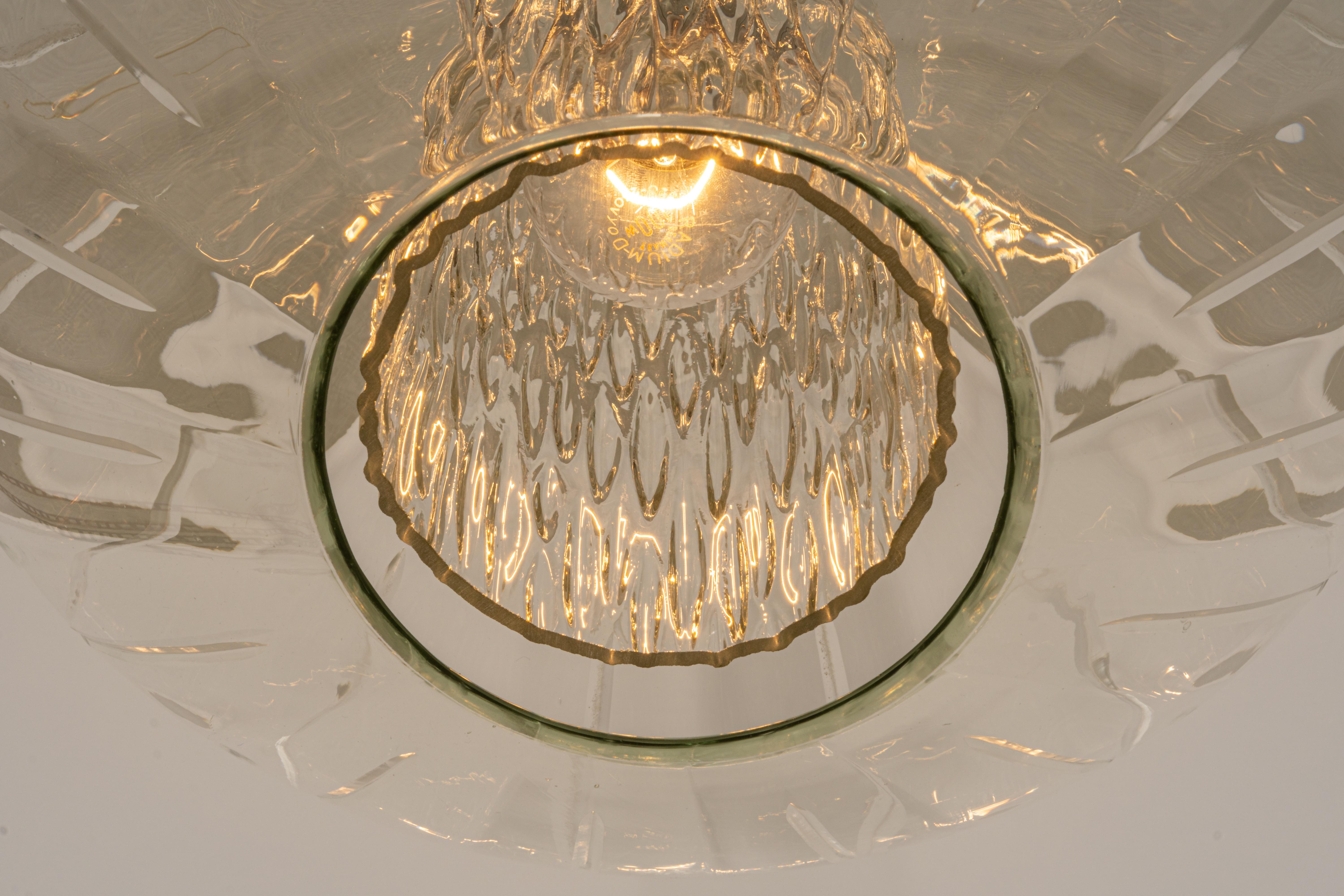 Grande lampada a sospensione in vetro a forma di tulipano di Cosack, Germania, anni '70 in vendita 1