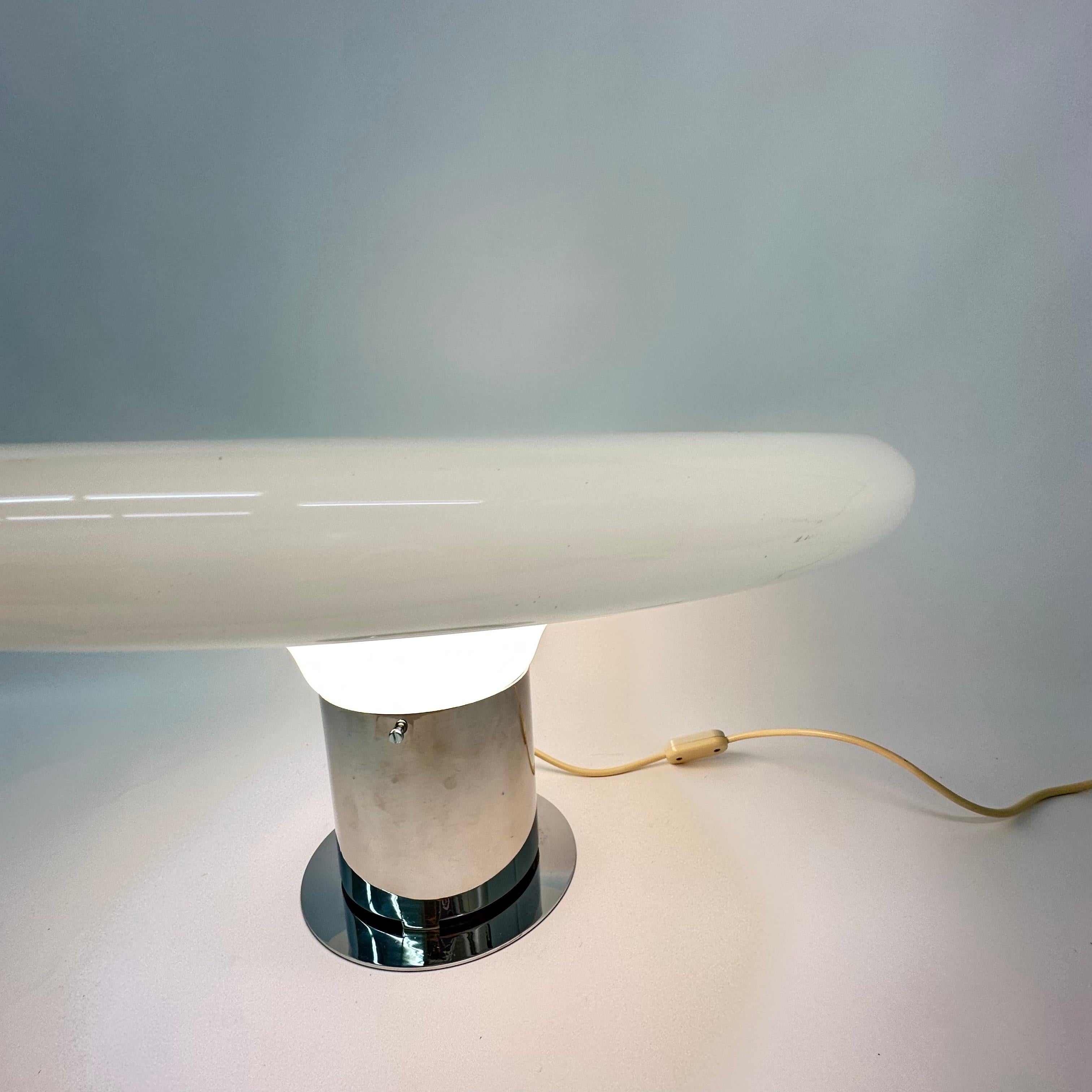 Large Glass Table Lamp Ufo Space Age Italian Design, 1970s For Sale 11