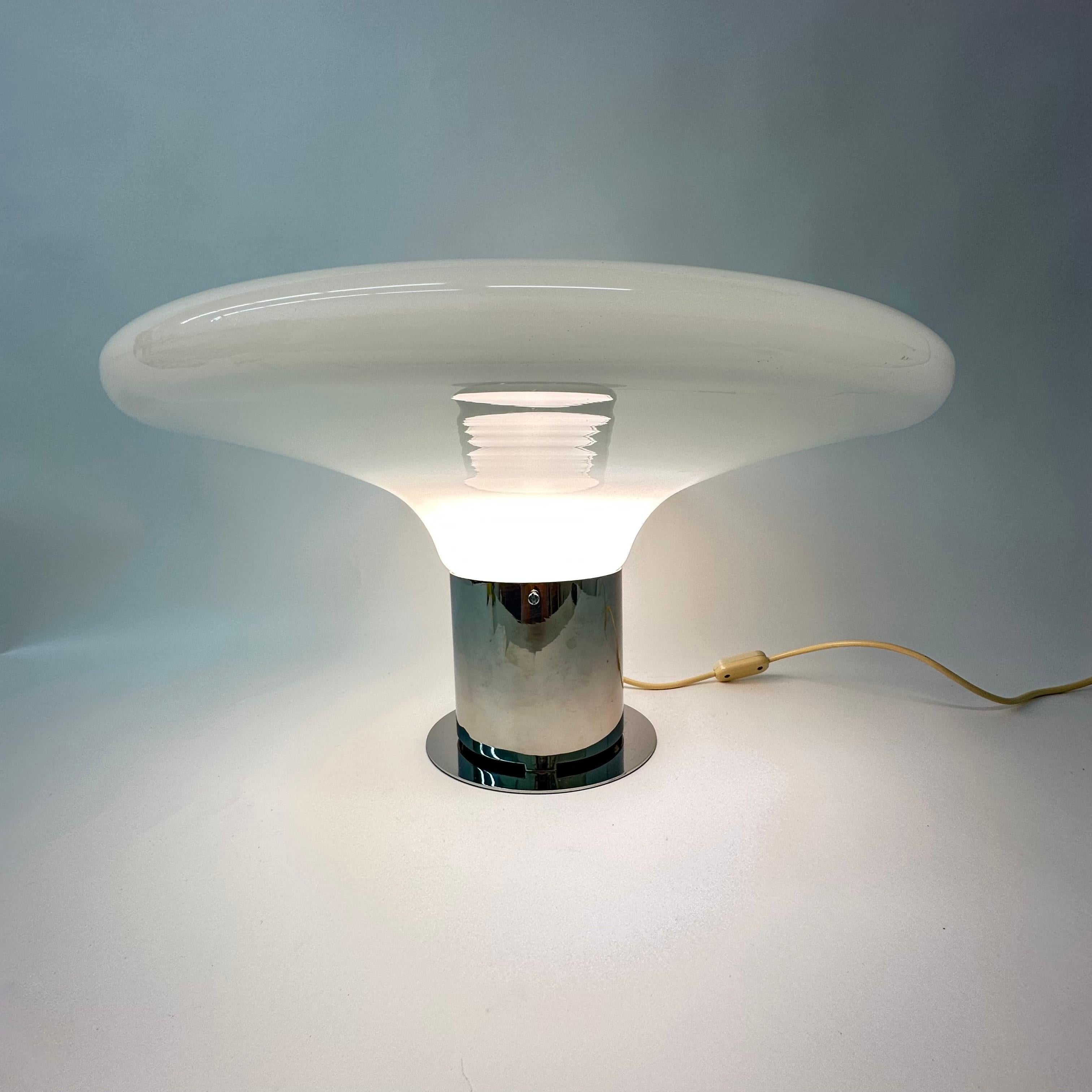 Large Glass Table Lamp Ufo Space Age Italian Design, 1970s For Sale 1