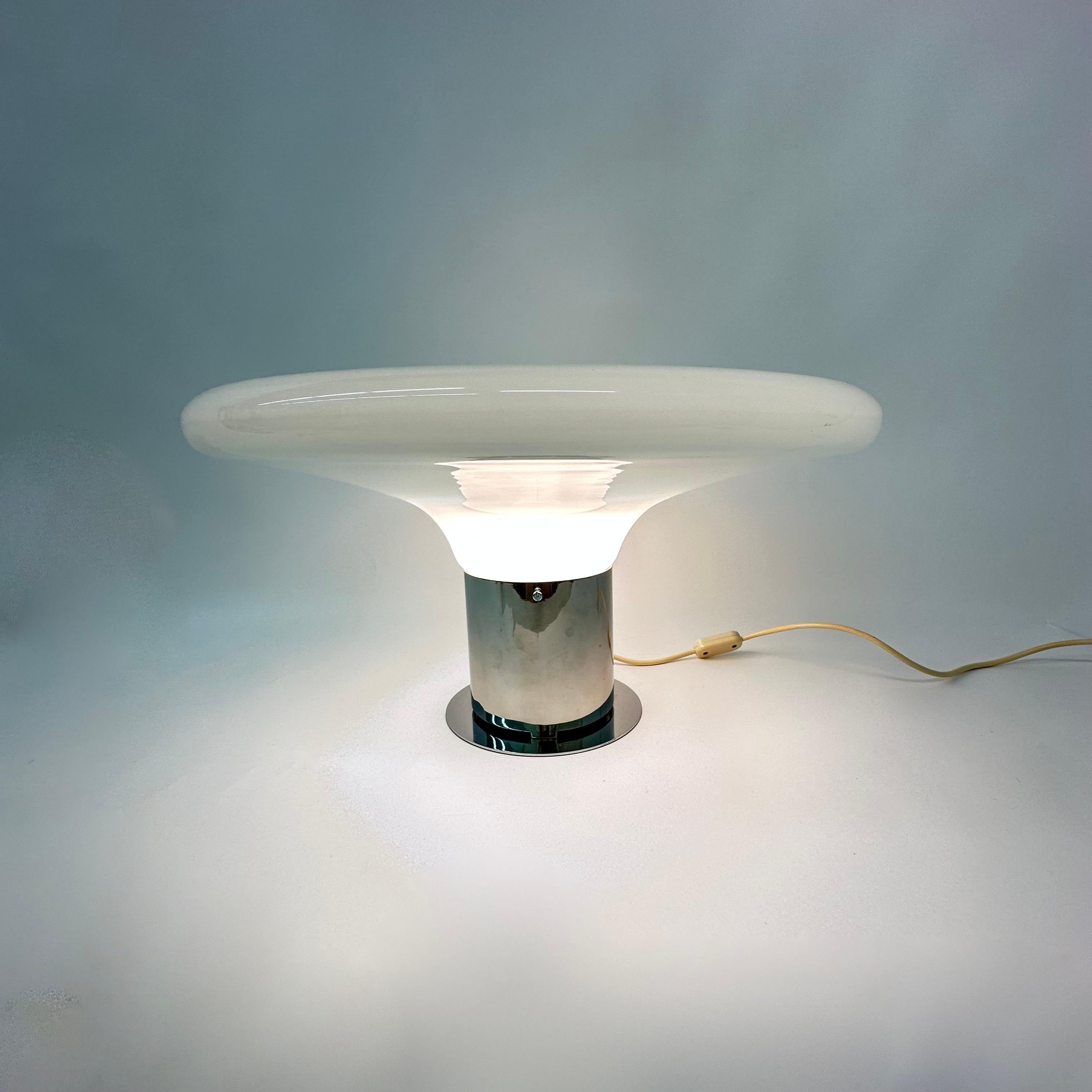 Large Glass Table Lamp Ufo Space Age Italian Design, 1970s For Sale 2