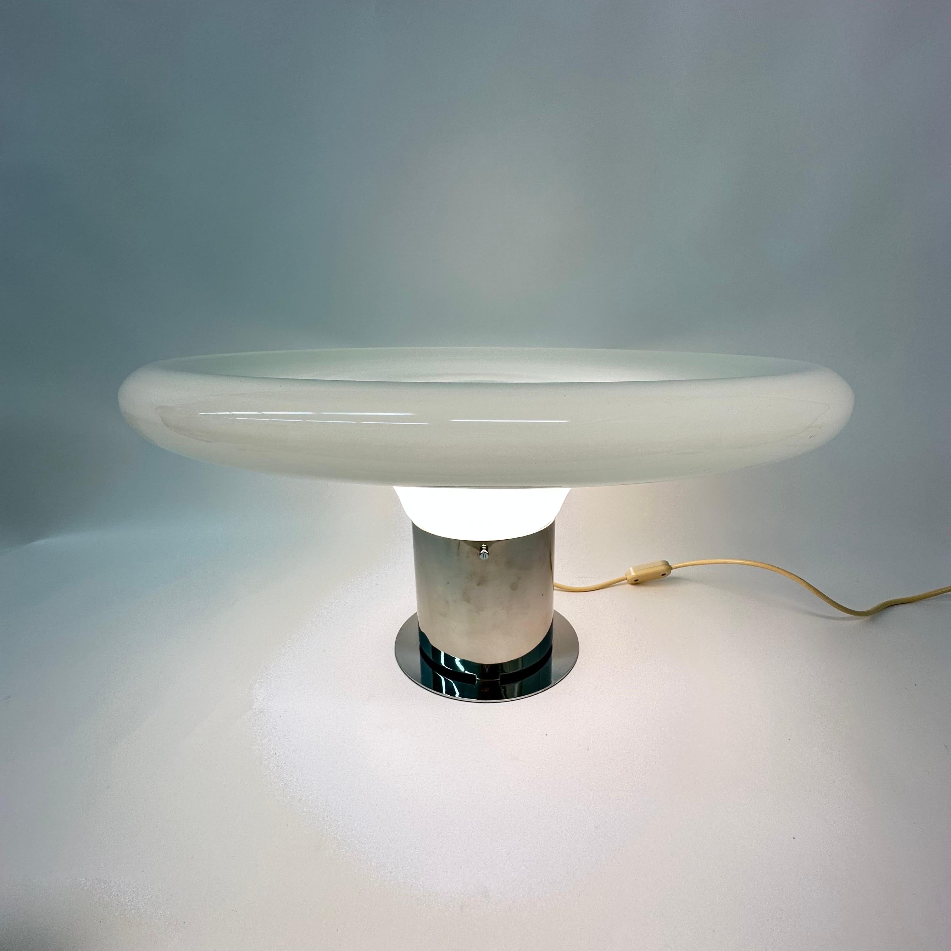 Large Glass Table Lamp Ufo Space Age Italian Design, 1970s For Sale 3