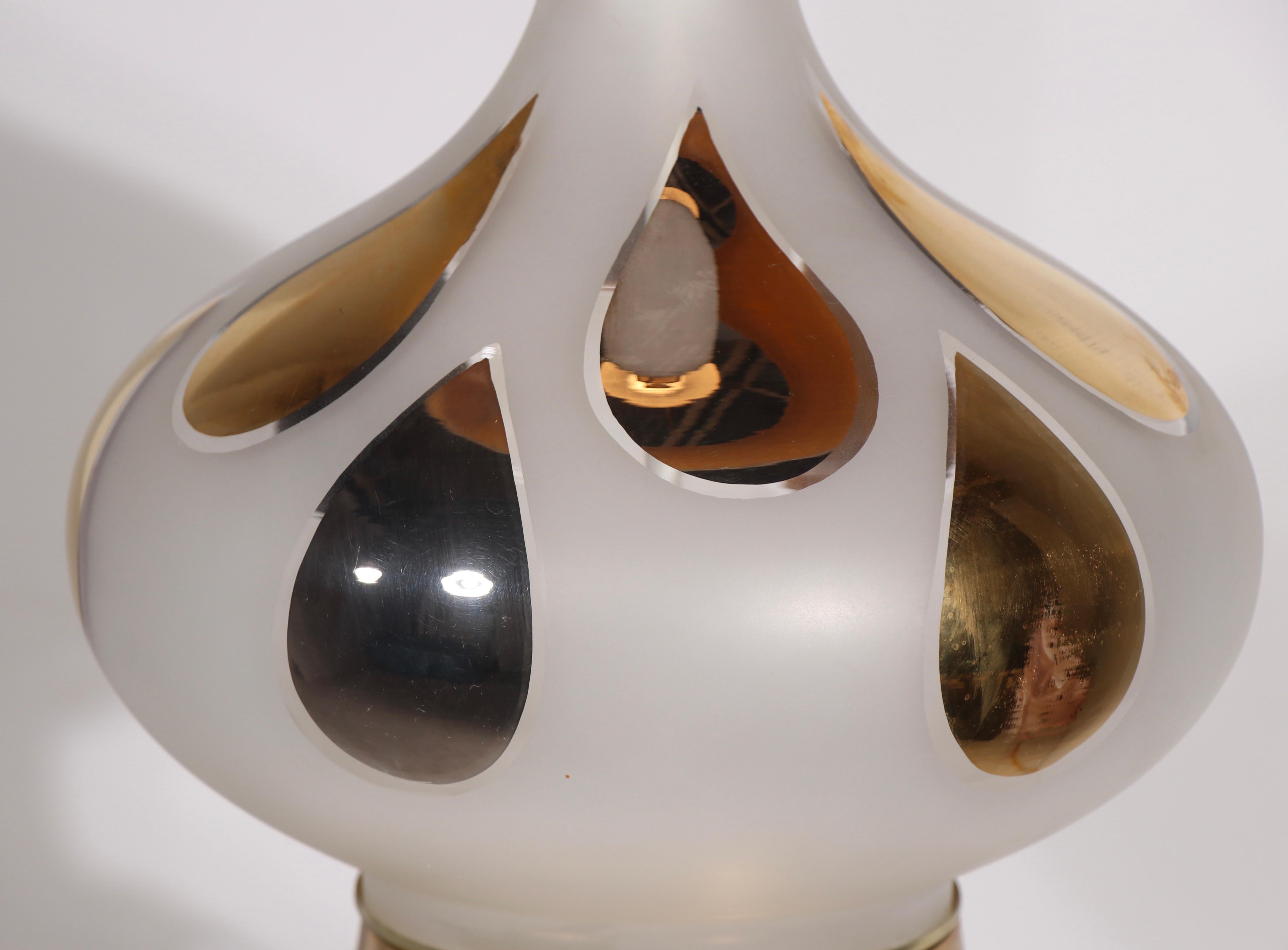 Grande lampe de bureau en verre avec motif de gouttes d'or en feuilles d'or, années 1950-1960 en vente 6
