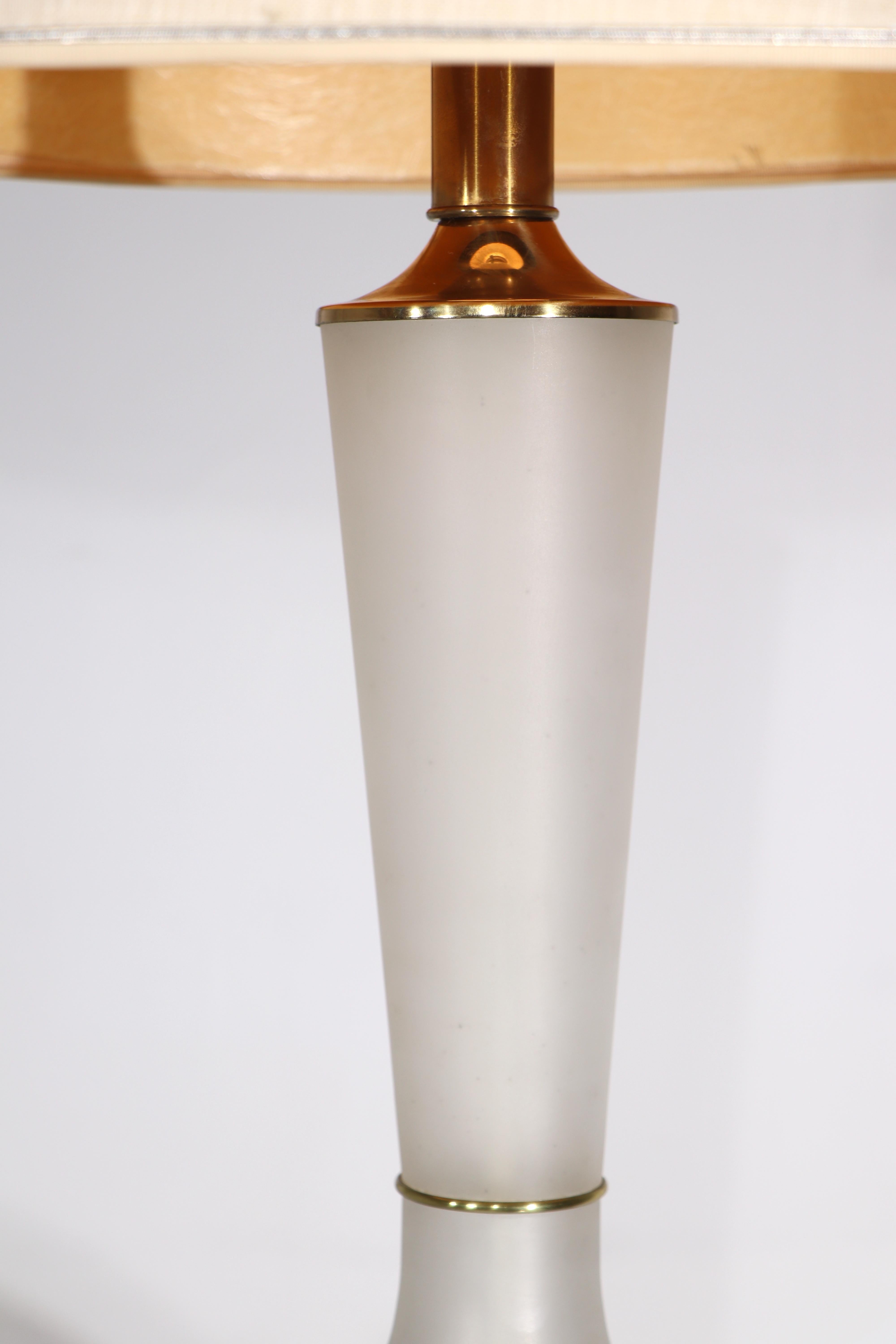 Large Glass Table Lamp with Gold Leaf Drip Motif circa 1950-1960's For Sale 4