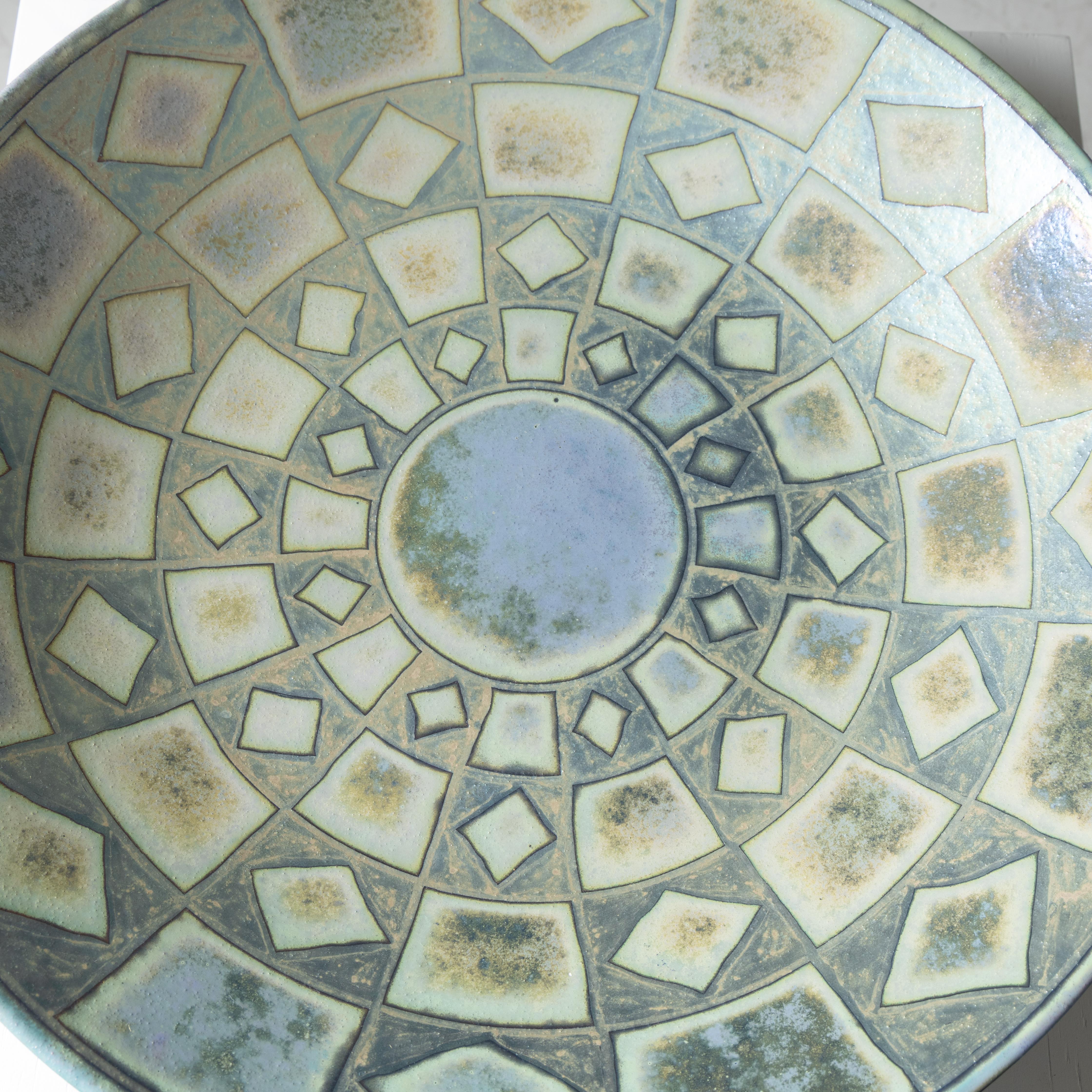 Large glazed ceramic plate centerpiece green and blue For Sale 5