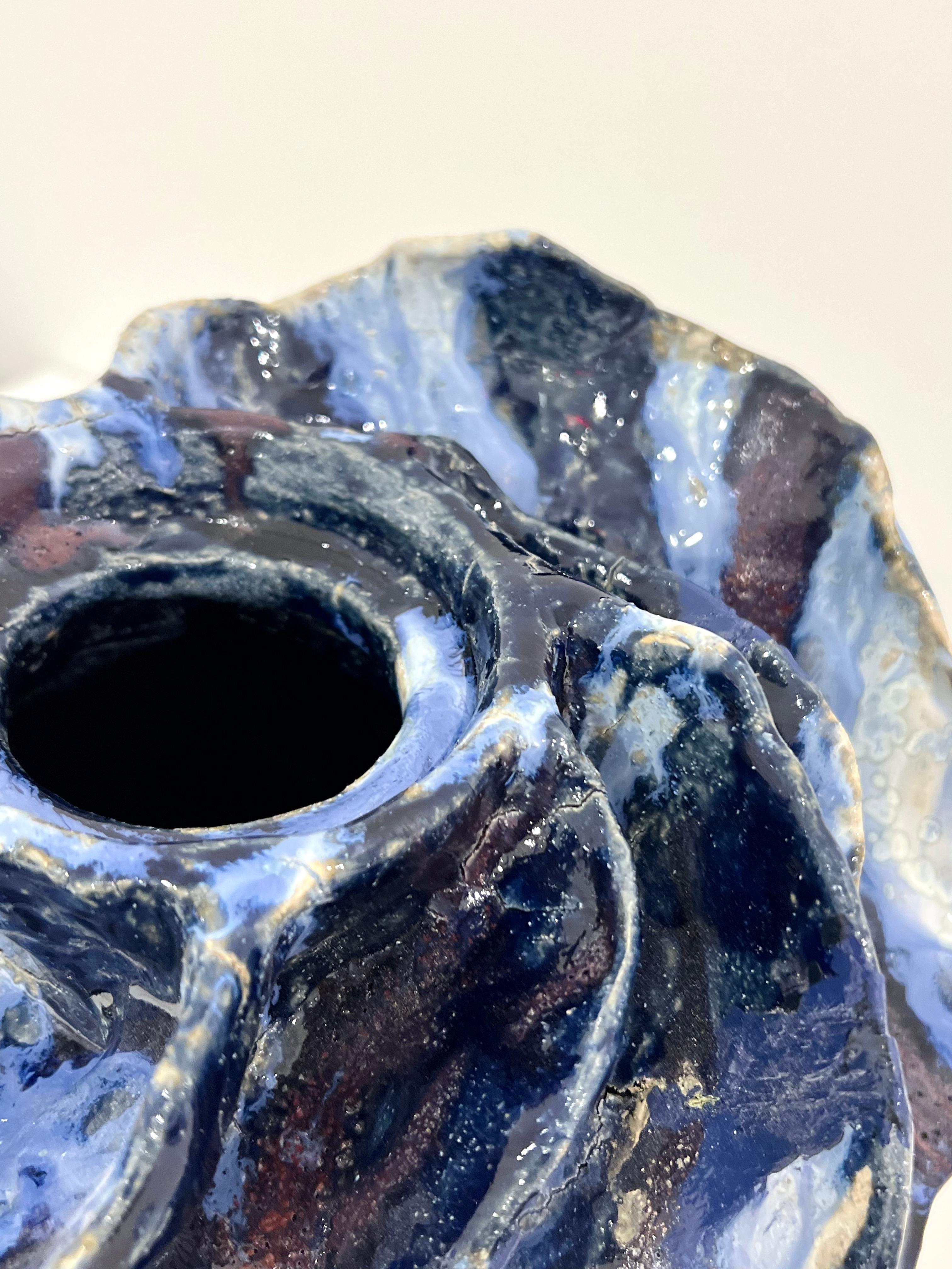 Grande vaso scultoreo in ceramica smaltata di Henrik Folsgaard in vendita 7
