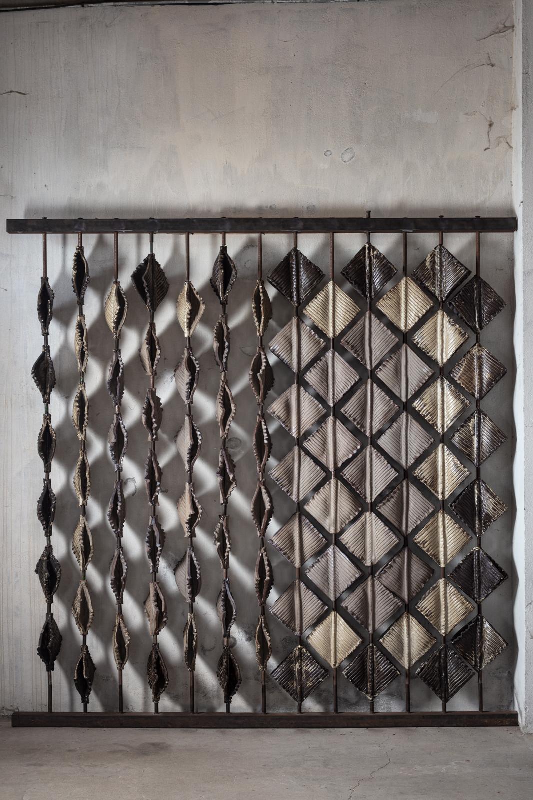 Large Glazed Stoneware Screen Composed of 84 Modular Elements, Anne Barrès, 2010 For Sale 3