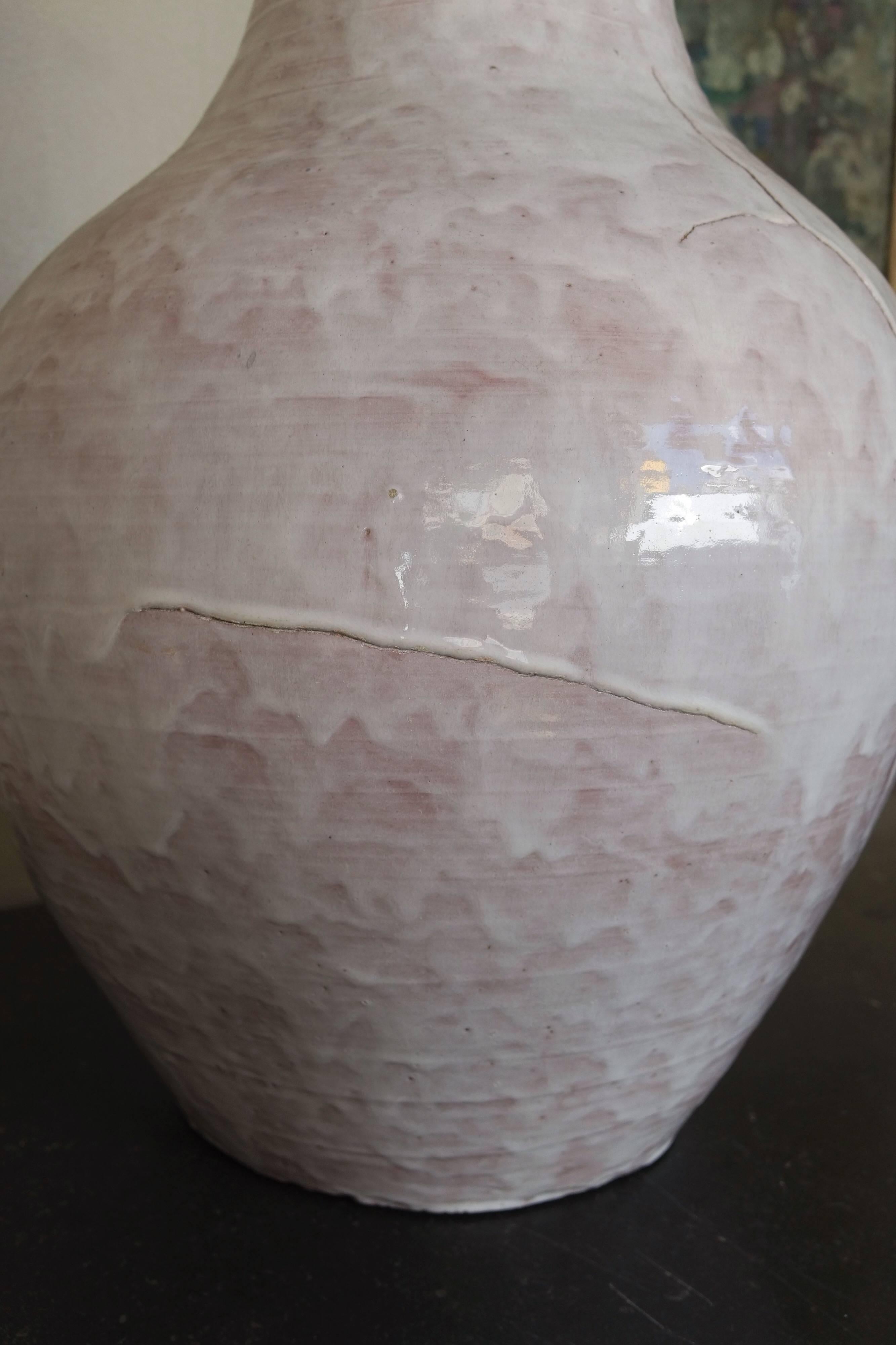 French Large Glazed White Ceramic Vase Signed ‘Edouard’ Cazaux, Late 1960 For Sale