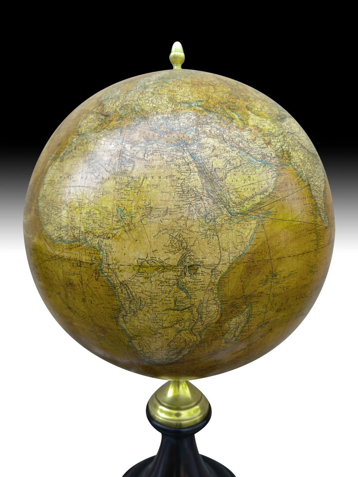 Großer Globus von Emile Bertaux, 19. Jahrhundert (Handgefertigt) im Angebot