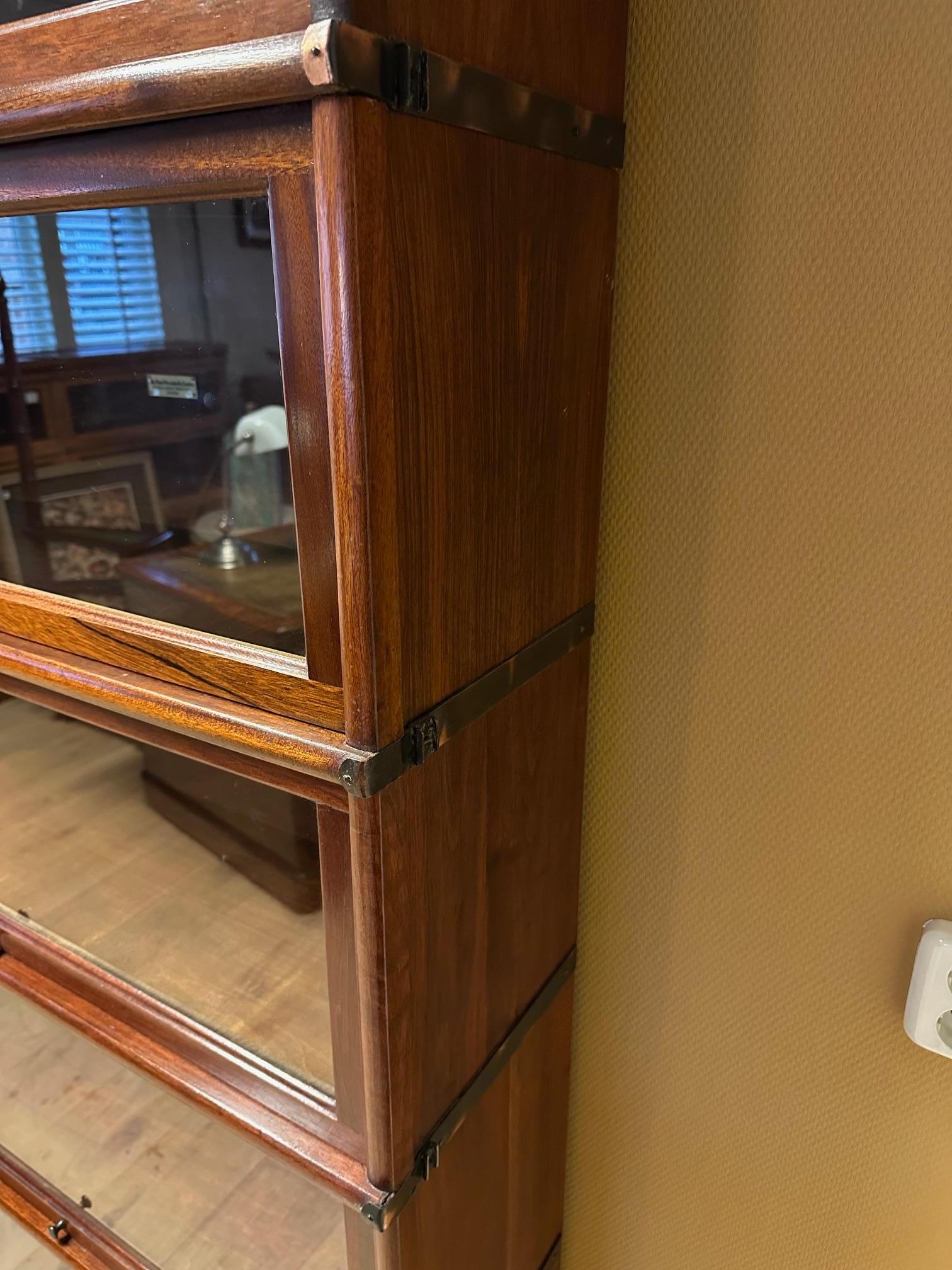 Large Globe Wernicke bookcase in vendita 9