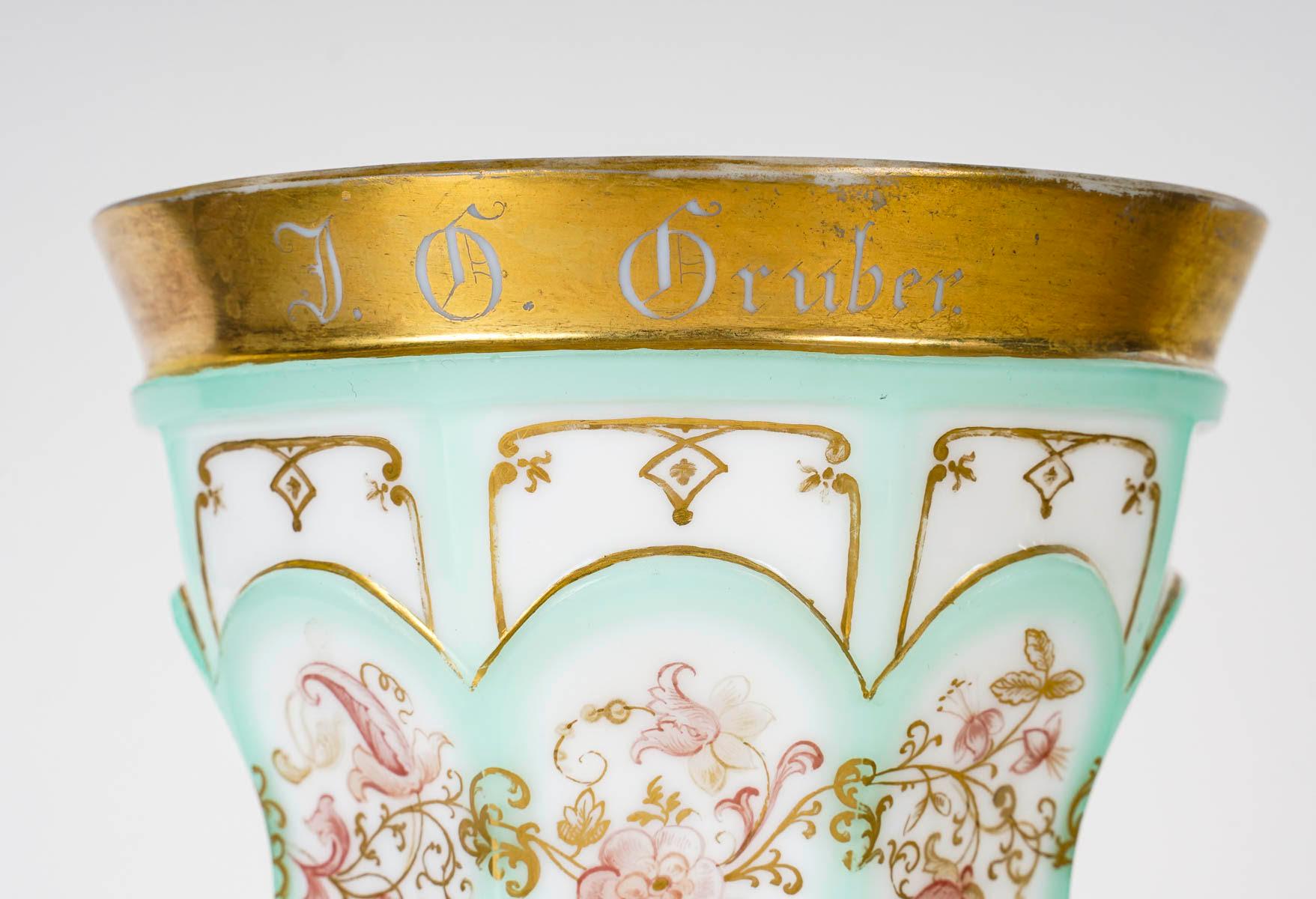 Large Goblet in Opaline Overlay, 19th Century, Napoleon III Period. For Sale 3