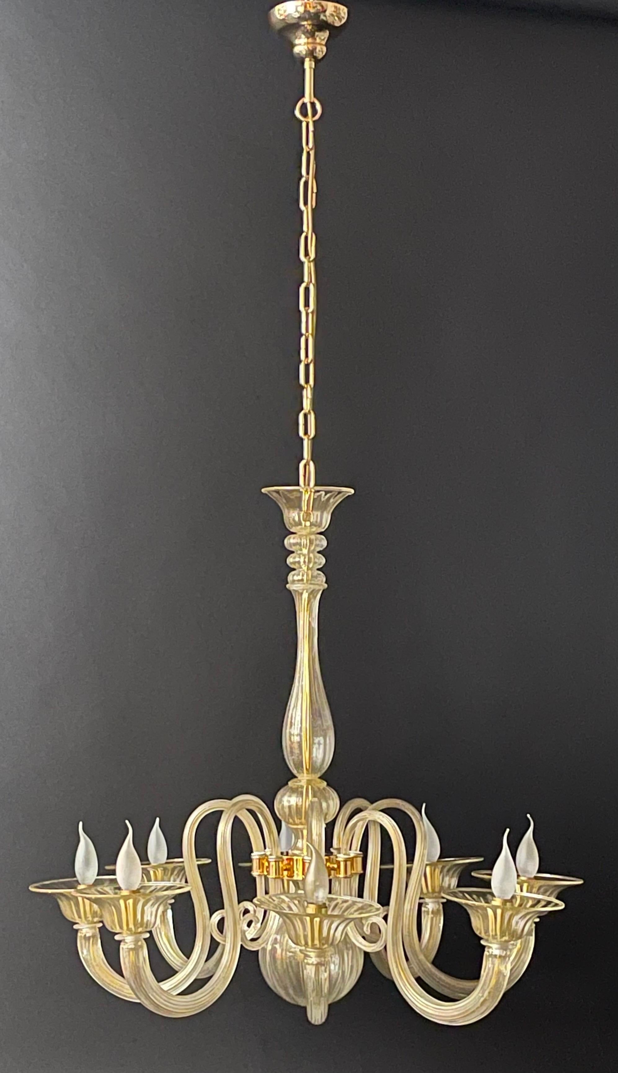 Gilt Large Barovier Toso Gold Dusted Murano Glass Chandelier, circa 1960s For Sale