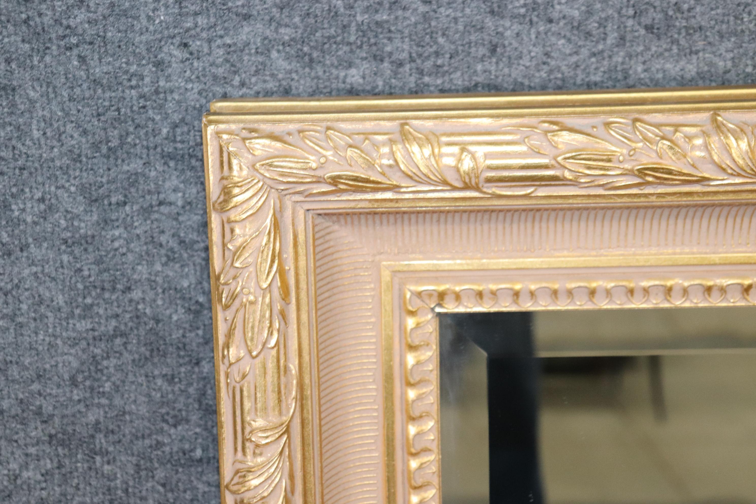 Große Gold vergoldet abgeschrägten Glasspiegel von Labarge  (Louis XVI.) im Angebot
