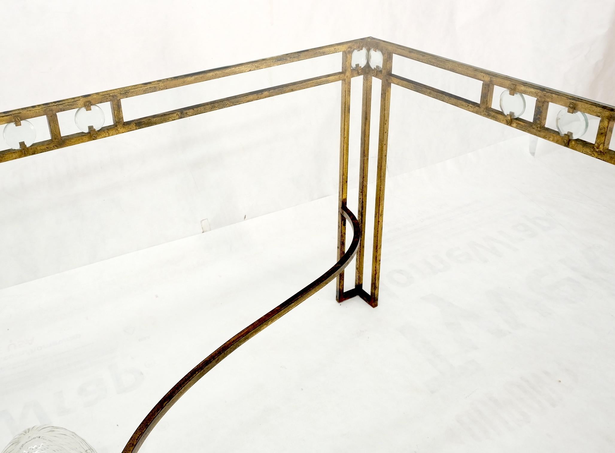 Große Gold vergoldetes Eisen Basis Glasplatte geschnitten Glaseinsätze Finial Esstisch im Angebot 3