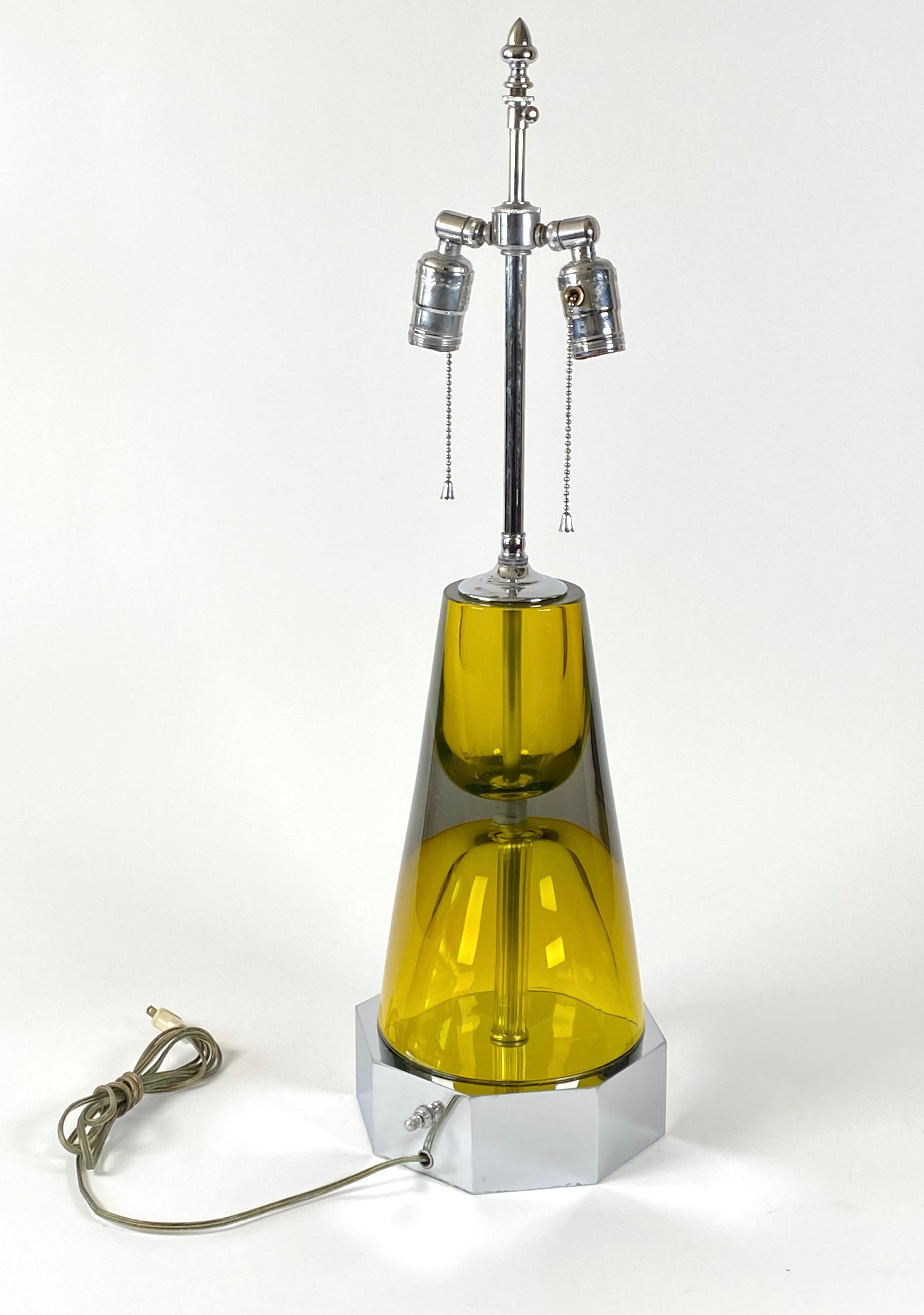 Mid-Century Modern Grande lampe de bureau Sommerso en verre de Murano vert-or en vente
