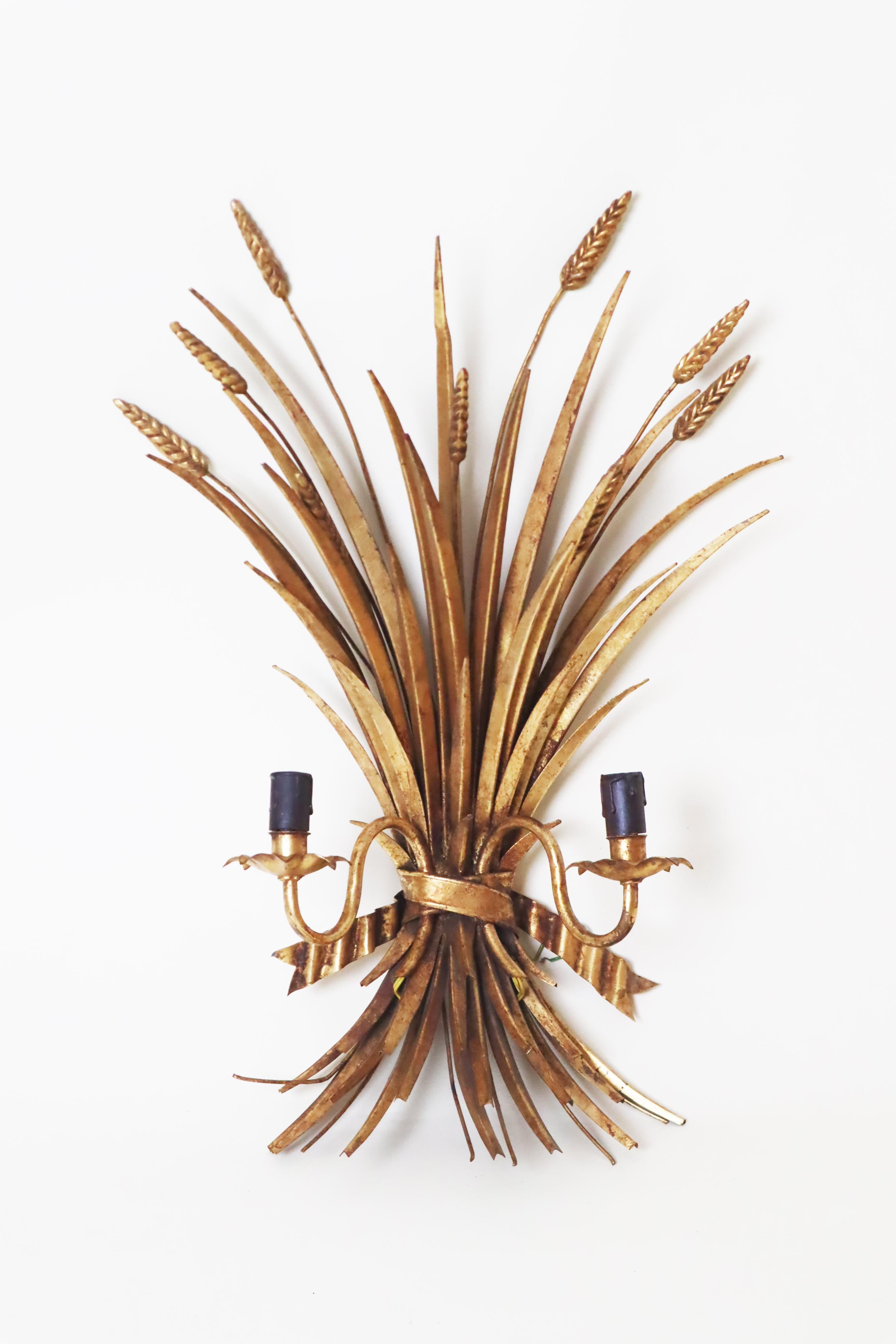 Grande applique Hollywood Regency Mal à feuilles d'or de Hans Kögl en vente 4