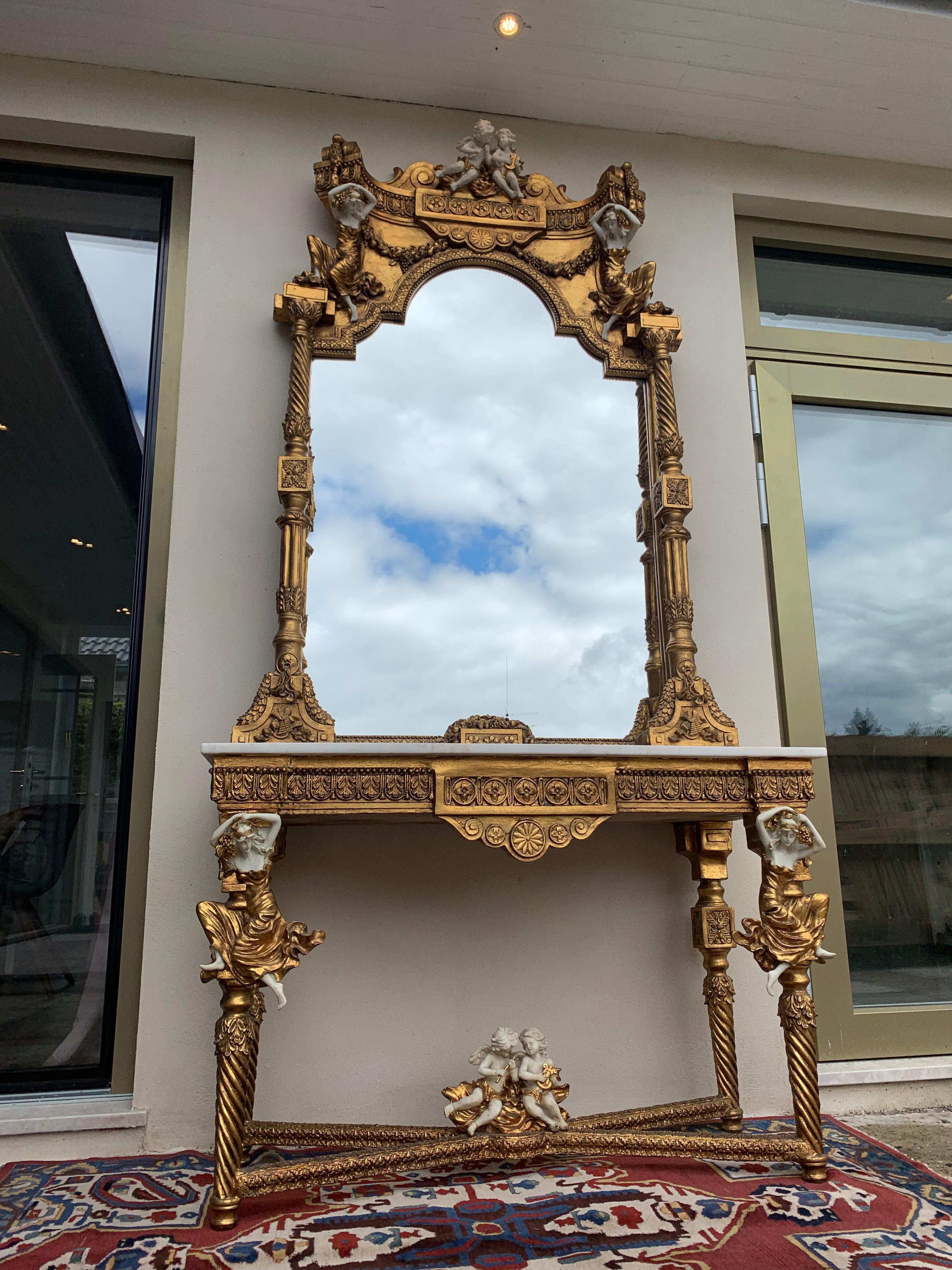 Grand miroir et table console du 20ème siècle en cuir doré avec plateau en marbre en vente 4