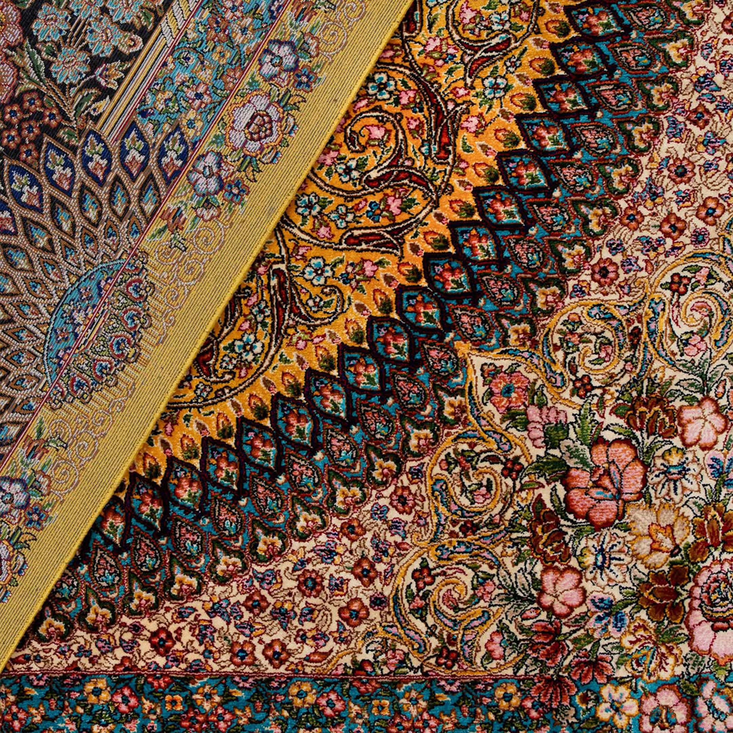 Revival Tappeto in seta stile Isfahan con medaglione d'oro grande, 2x3m per l'arredamento d'interni in vendita