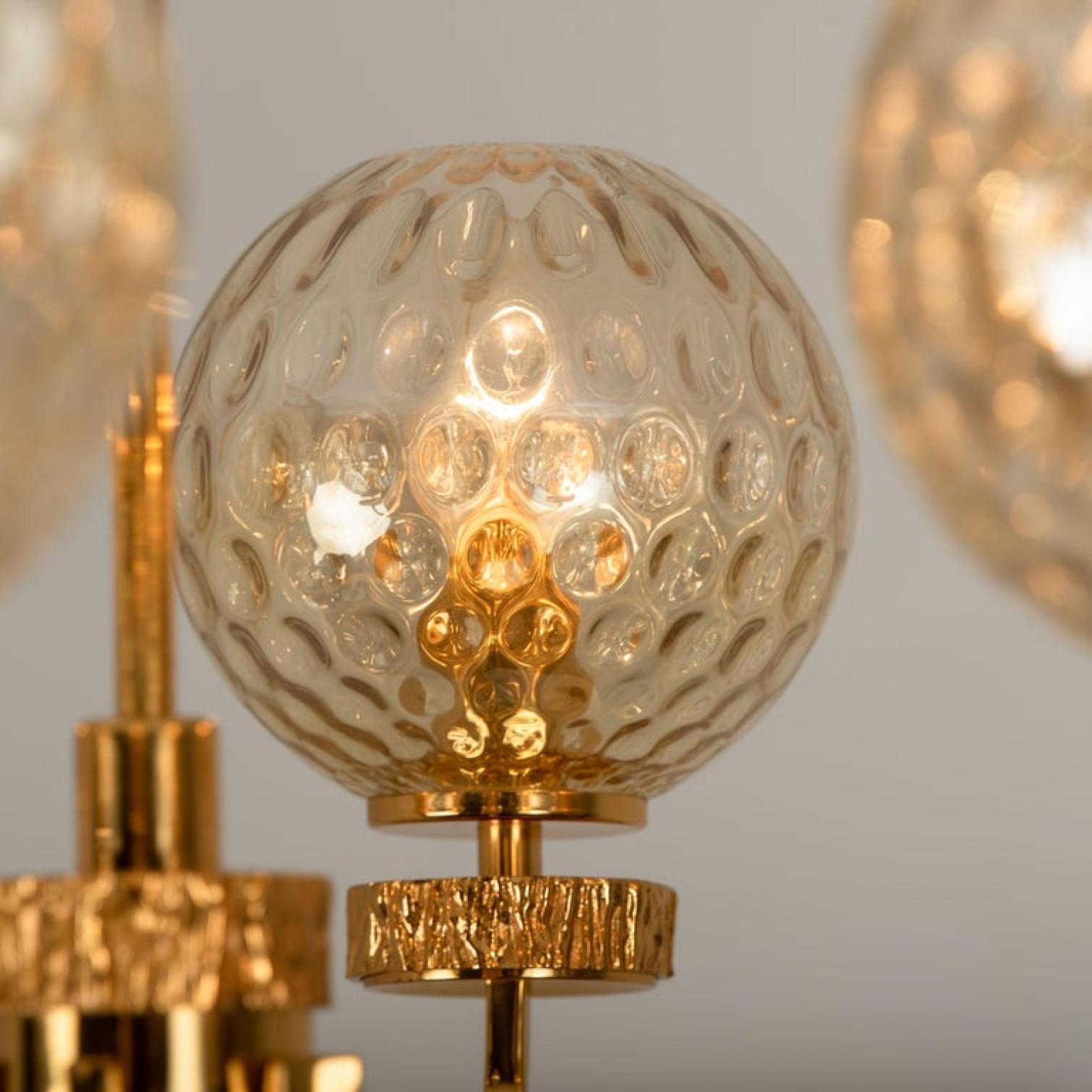 Mid-Century Modern Large Gold-Plated Blown Glass Chandelier in the Style of Brotto, Italy For Sale