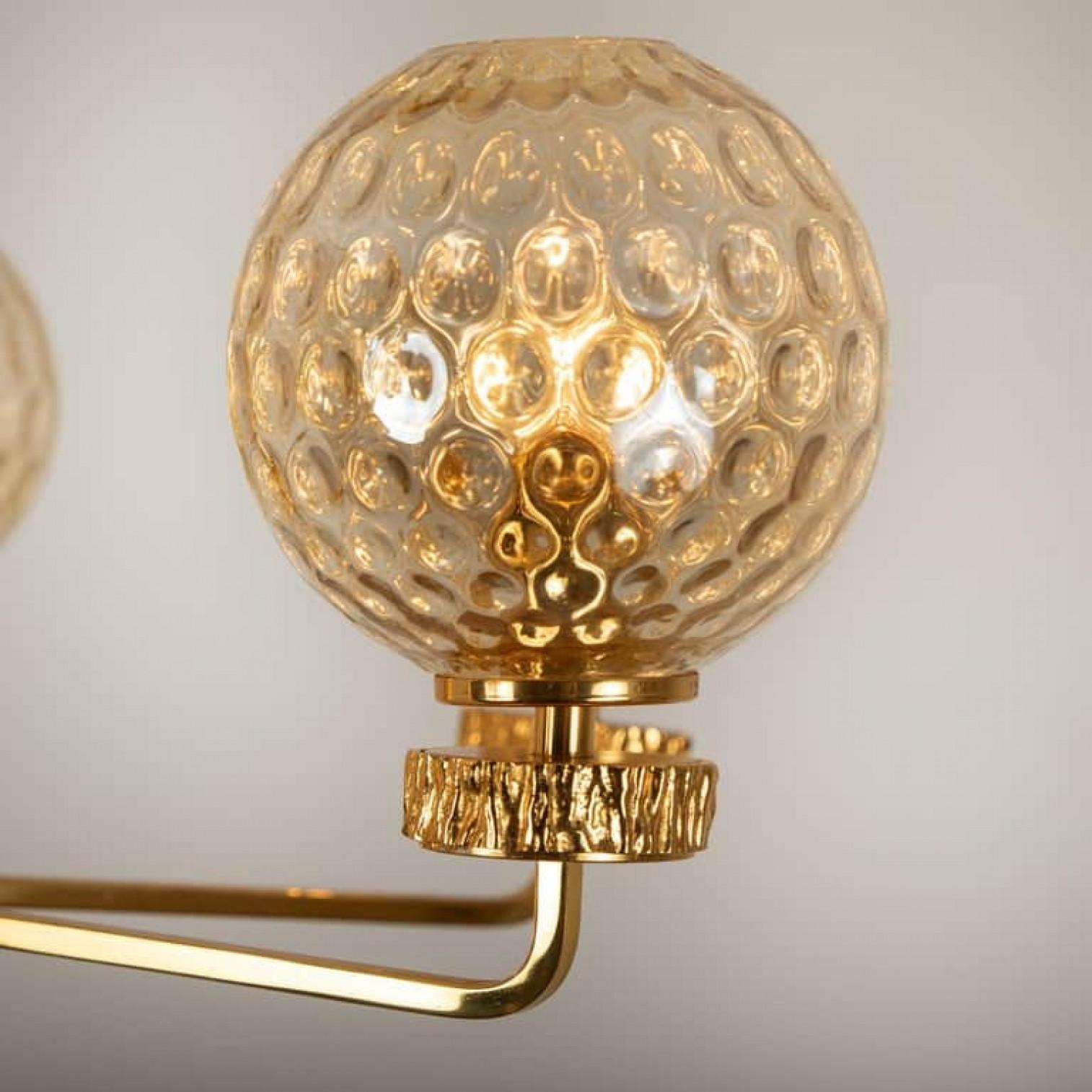Autre Grand lustre en verre soufflé plaqué or dans le style de Brotto, Italie en vente