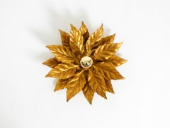 Grande lampada da soffitto o da parete in stile Florentine di Hans Kögl, placcata in oro, degli anni ’80