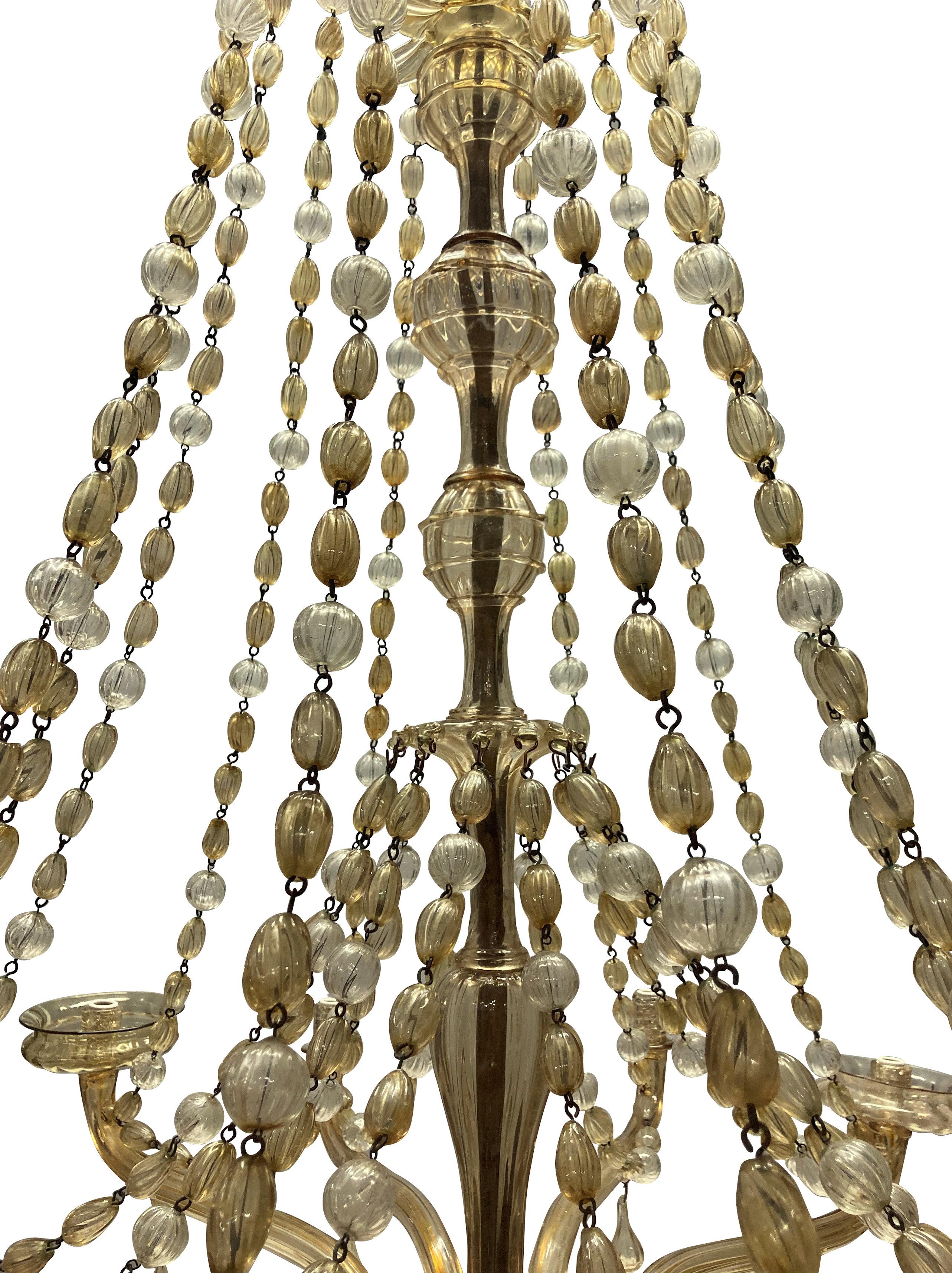 Large Gold Tinted Chandelier by Fratelli Toso In Good Condition For Sale In London, GB