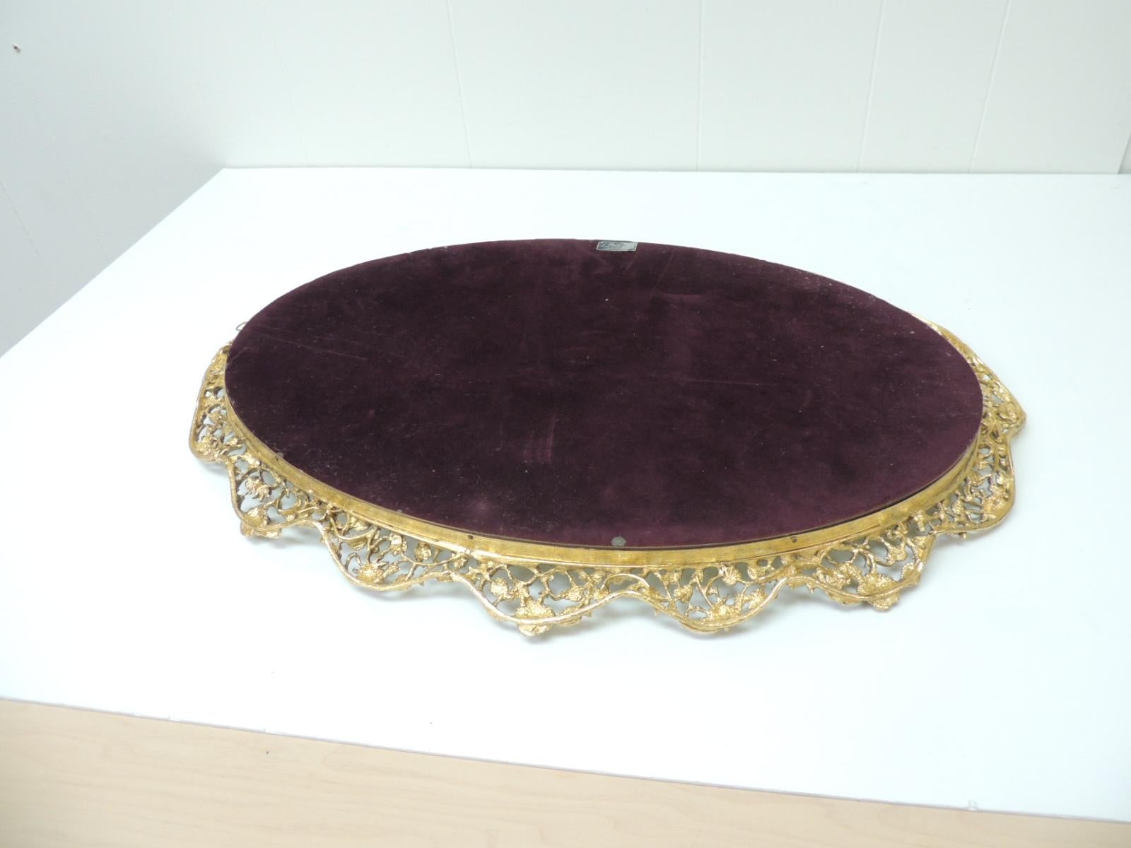Großes Gold Vintage Französisch Filigran Oval Messing Eitelkeit Tablett mit Spiegel (Ende des 20. Jahrhunderts)