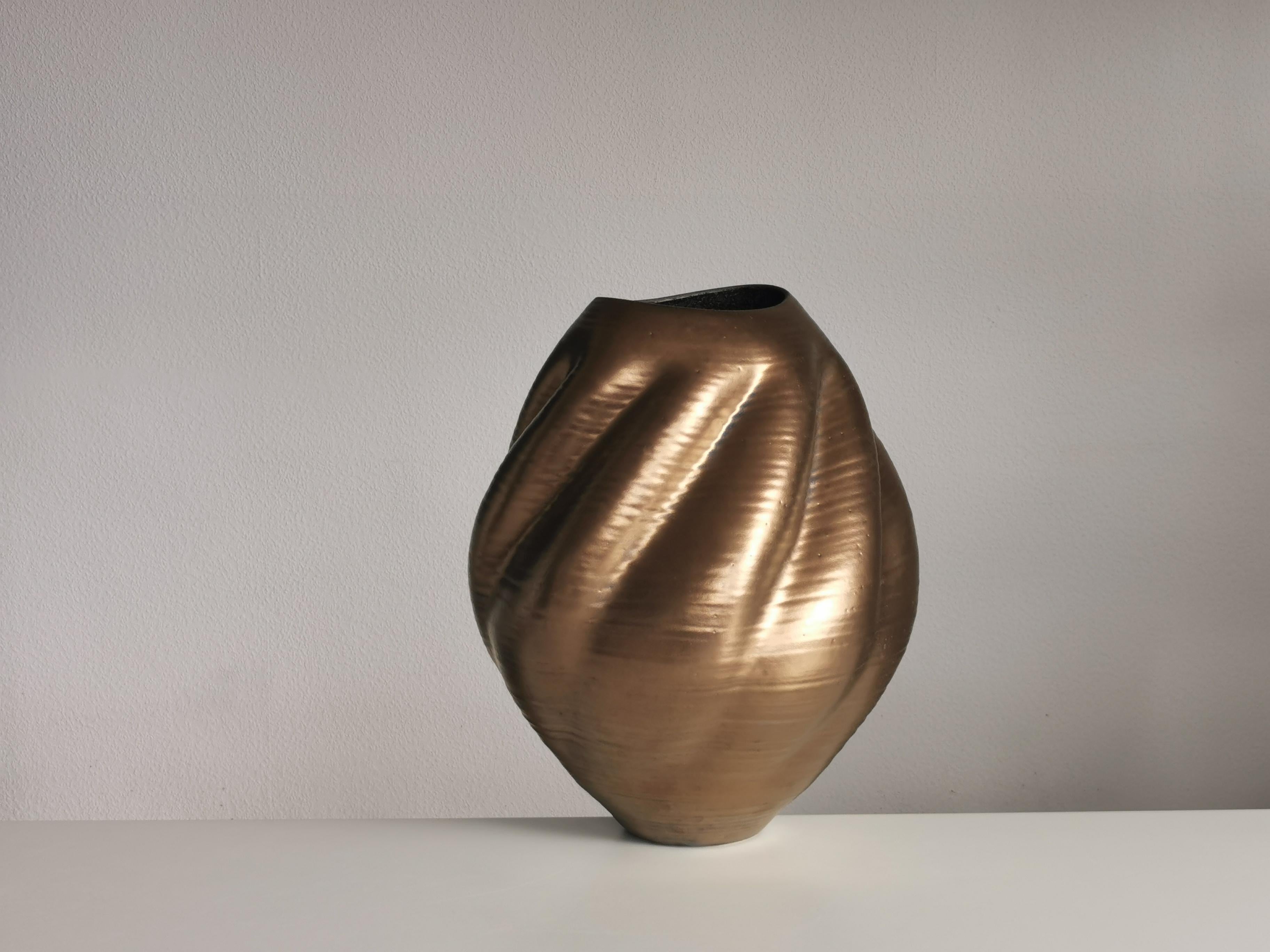 Large Gold Wave Form, Unique Contemporary Ceramic Sculpture Vessel N.80 2