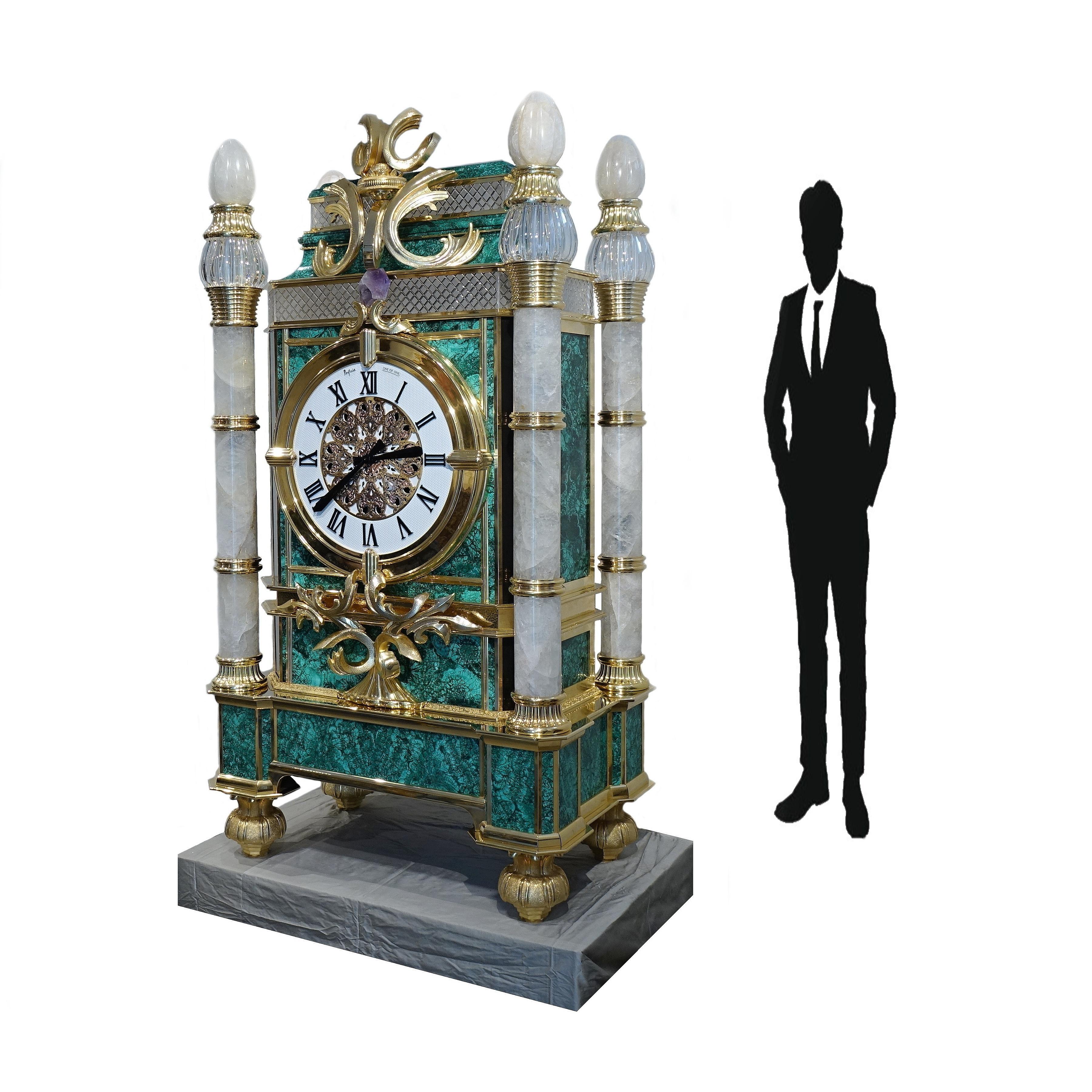 Large clock in golden bronze, malachite and rock crystal For Sale 6