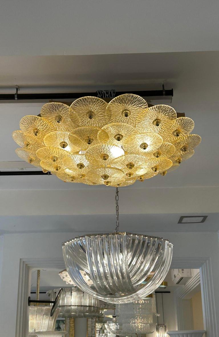 Grande lampada da soffitto in cristallo dorato in vendita 2