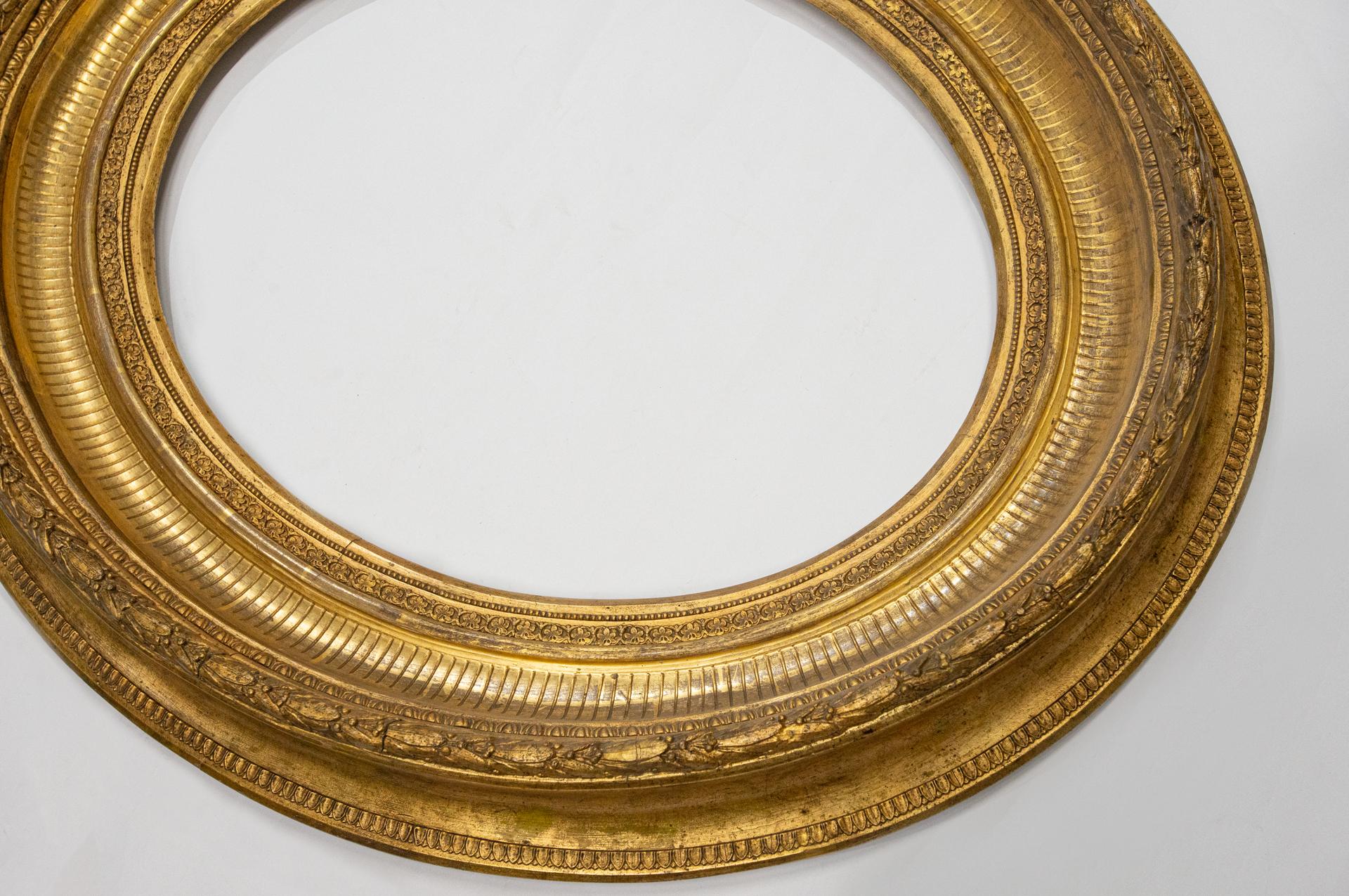19th Century Large Golden Oval Frame For Sale
