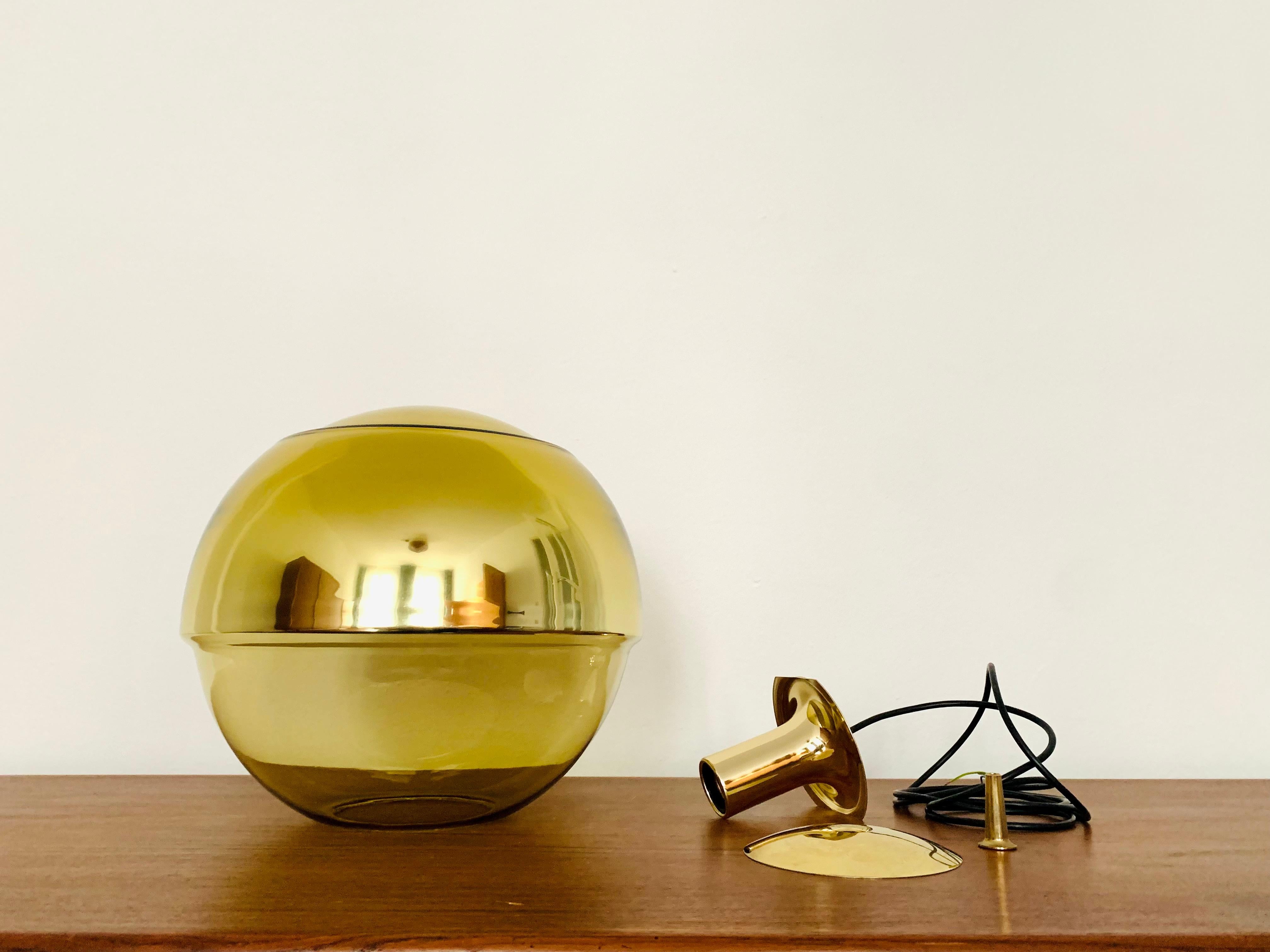 Grande lampe suspendue en verre A Space par Peill & Putzler en vente 4