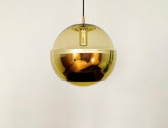 Gran Lámpara Colgante de Cristal Dorado de la Era Espacial de Peill & Putzler