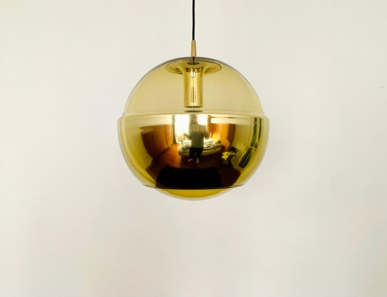Large Golden Space Age Glass Pendant Lamp by Peill and Putzler In Good Condition For Sale In München, DE