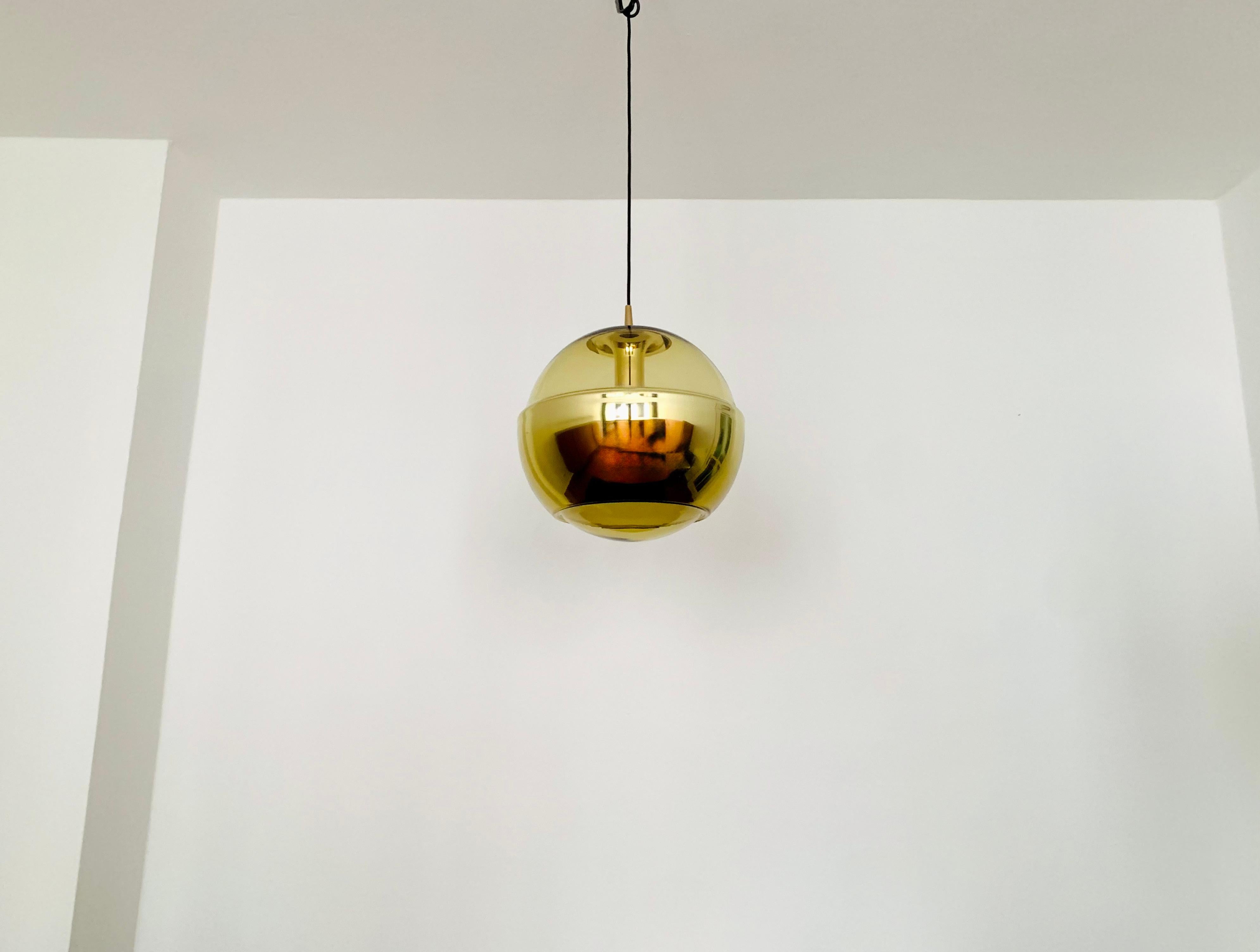 Grande lampe suspendue en verre A Space par Peill & Putzler Bon état - En vente à München, DE