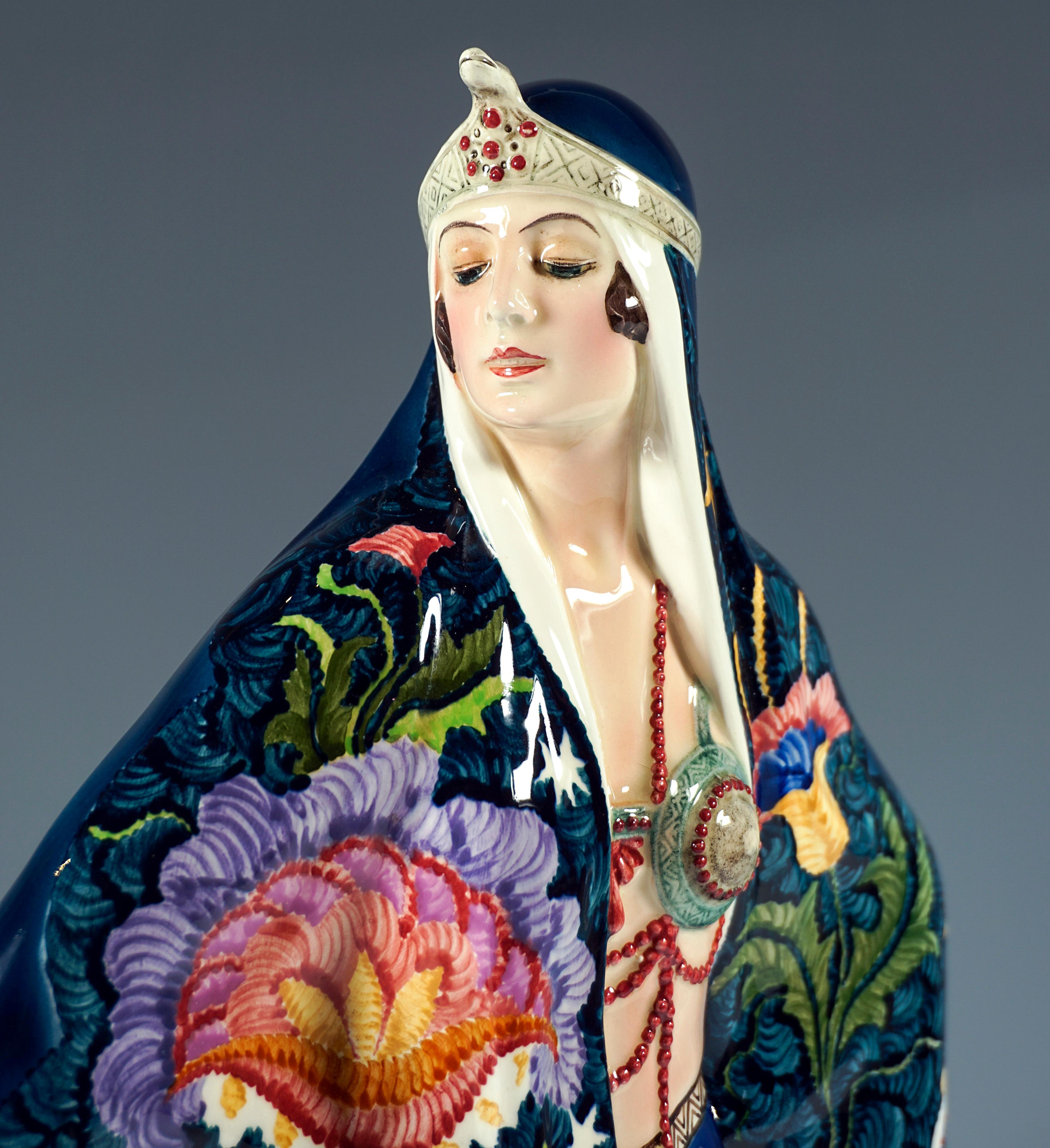 Hand-Crafted Large Goldscheider Art Déco Odalisque 'Aida', by Josef Lorenzl, Around 1925 For Sale