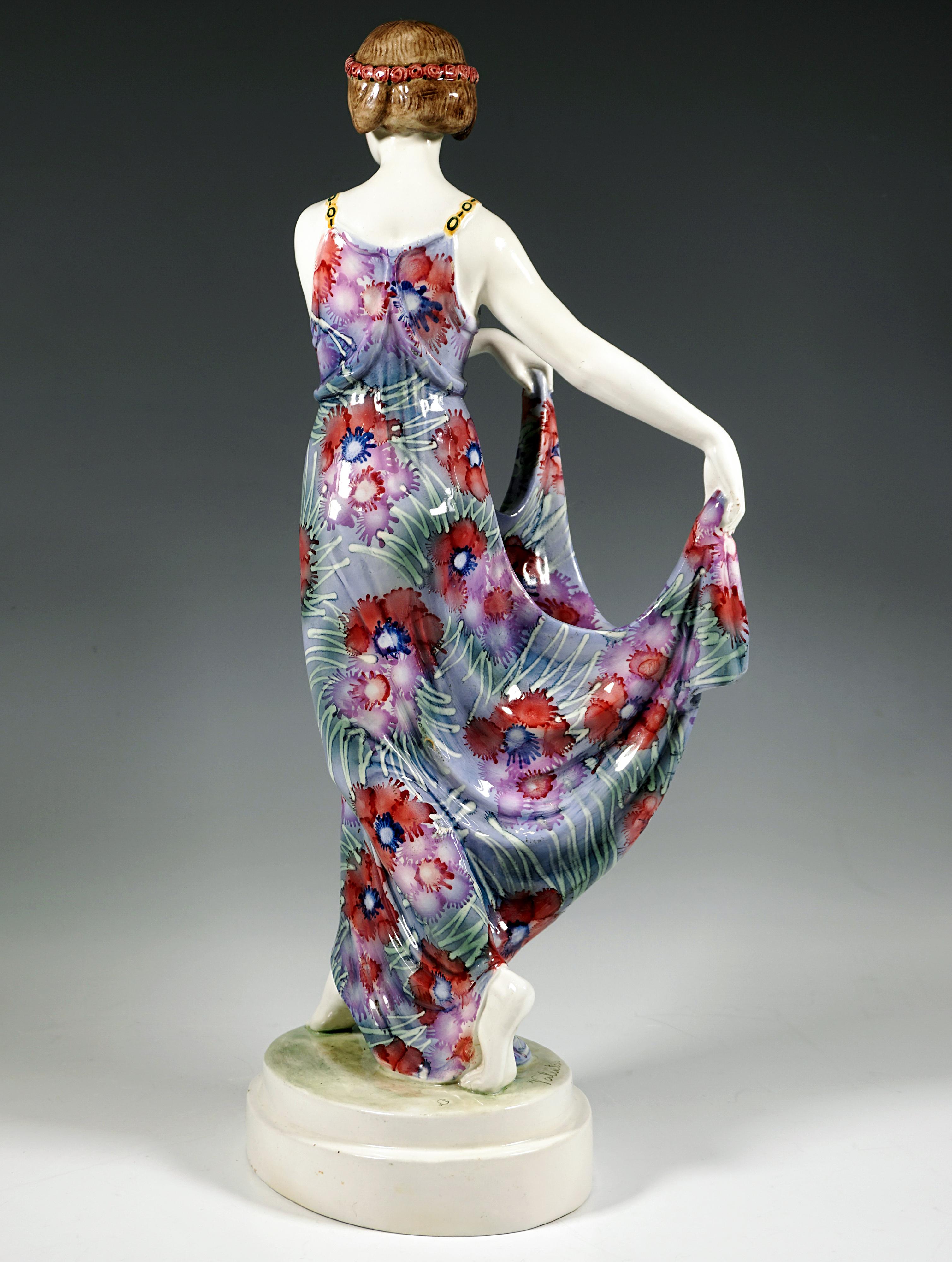 Art Nouveau Grande statuetta Goldscheider, bella ballerina che cammina, A. Valentin, 1922 ca. 1922
