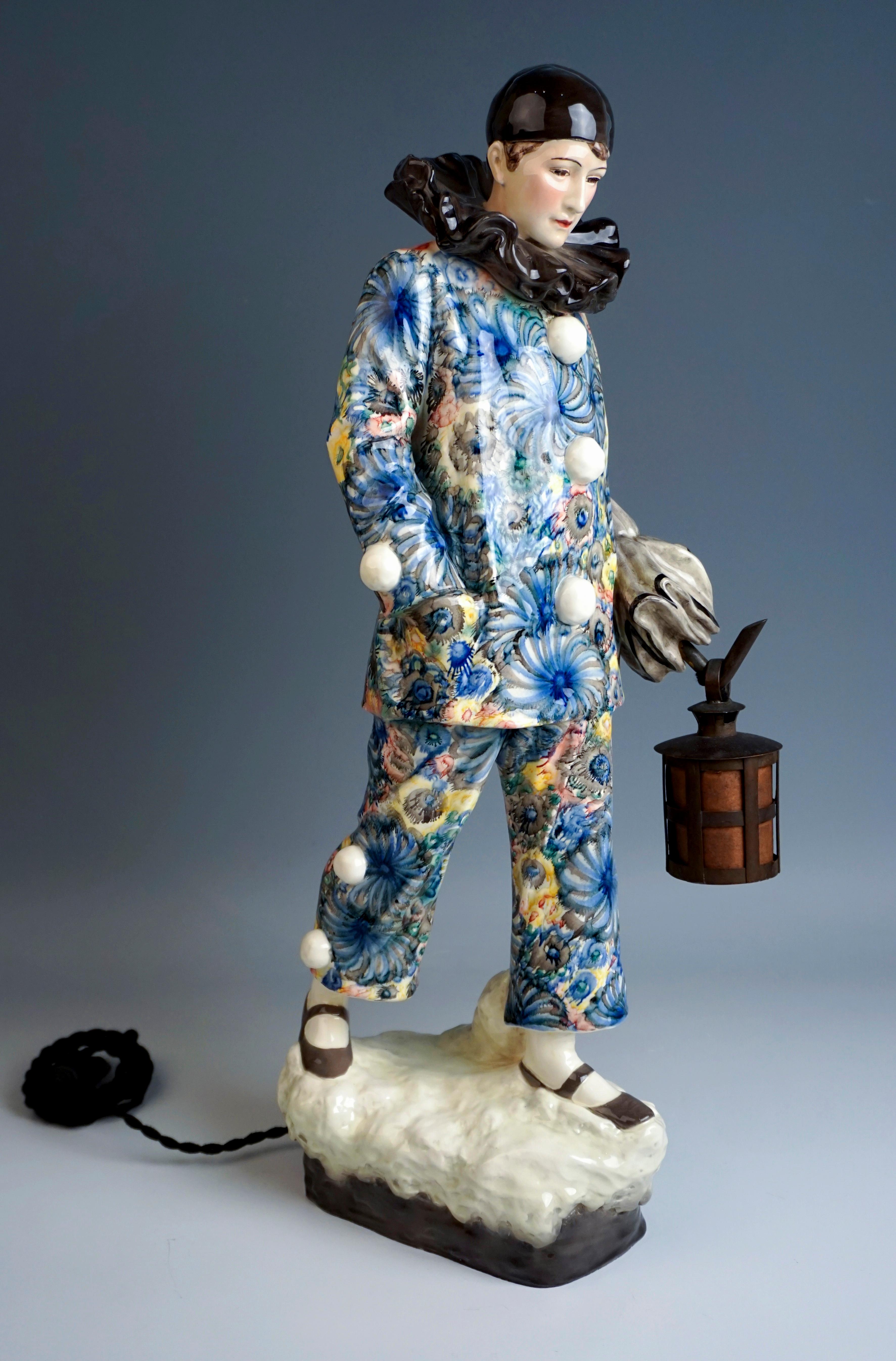 Austrian Large Goldscheider Vienna Art-Déco Harlequin Figure by B. Haniroff c. 1925