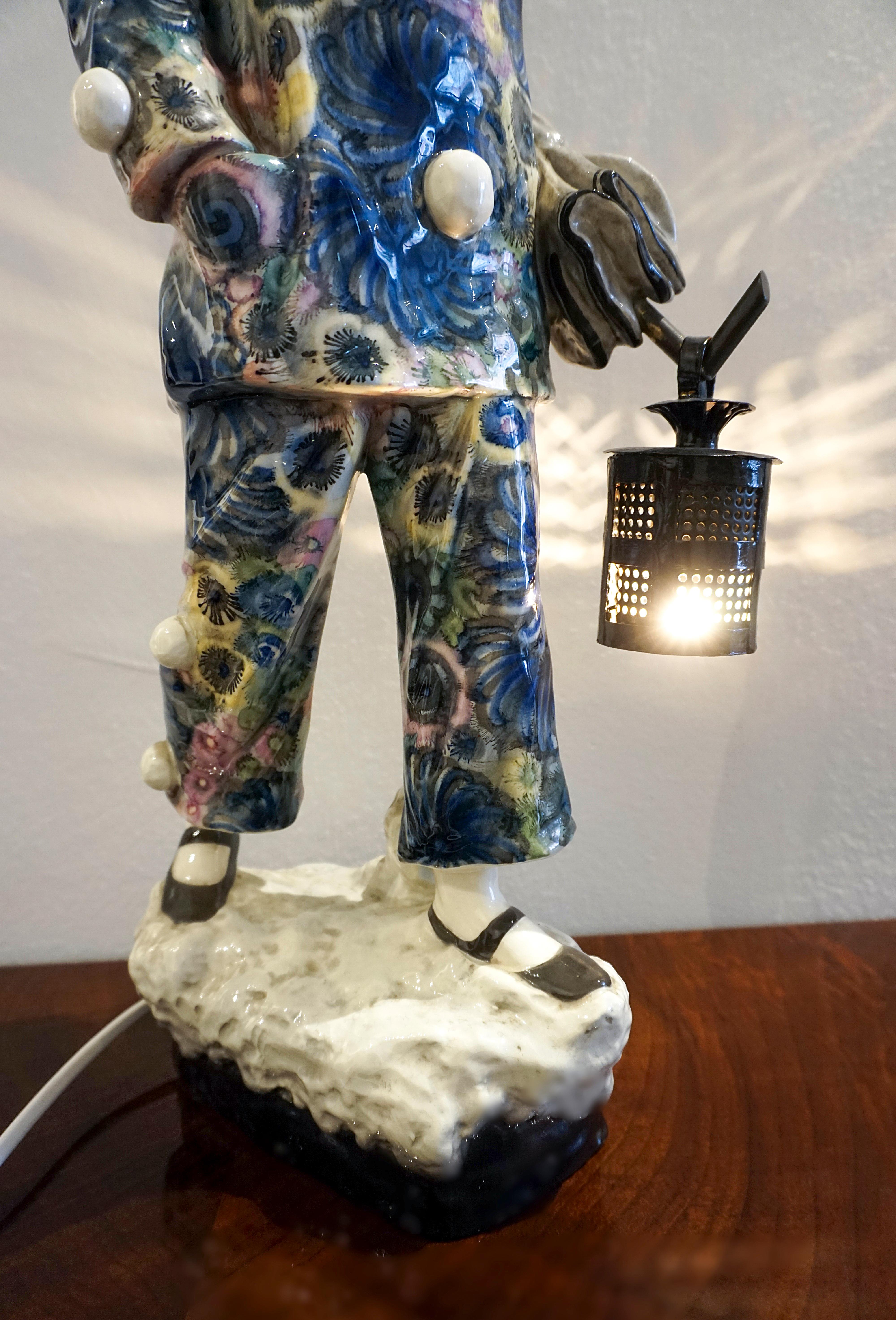 Large Goldscheider Vienna Art-déco Harlequin Figurine by B. Haniroff, ca 1920 5
